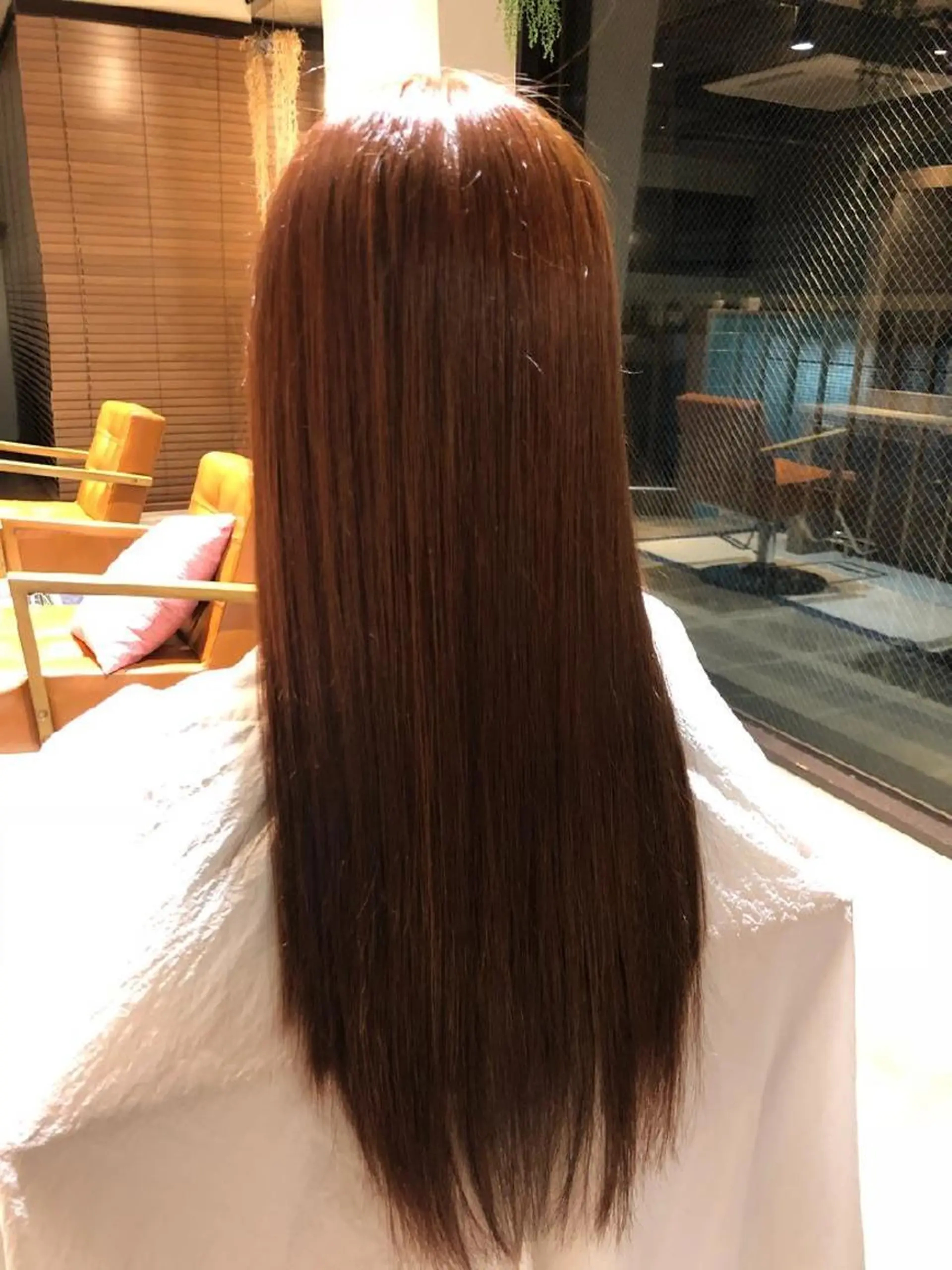 ロング alushe 岡 陽子のヘアスタイル
