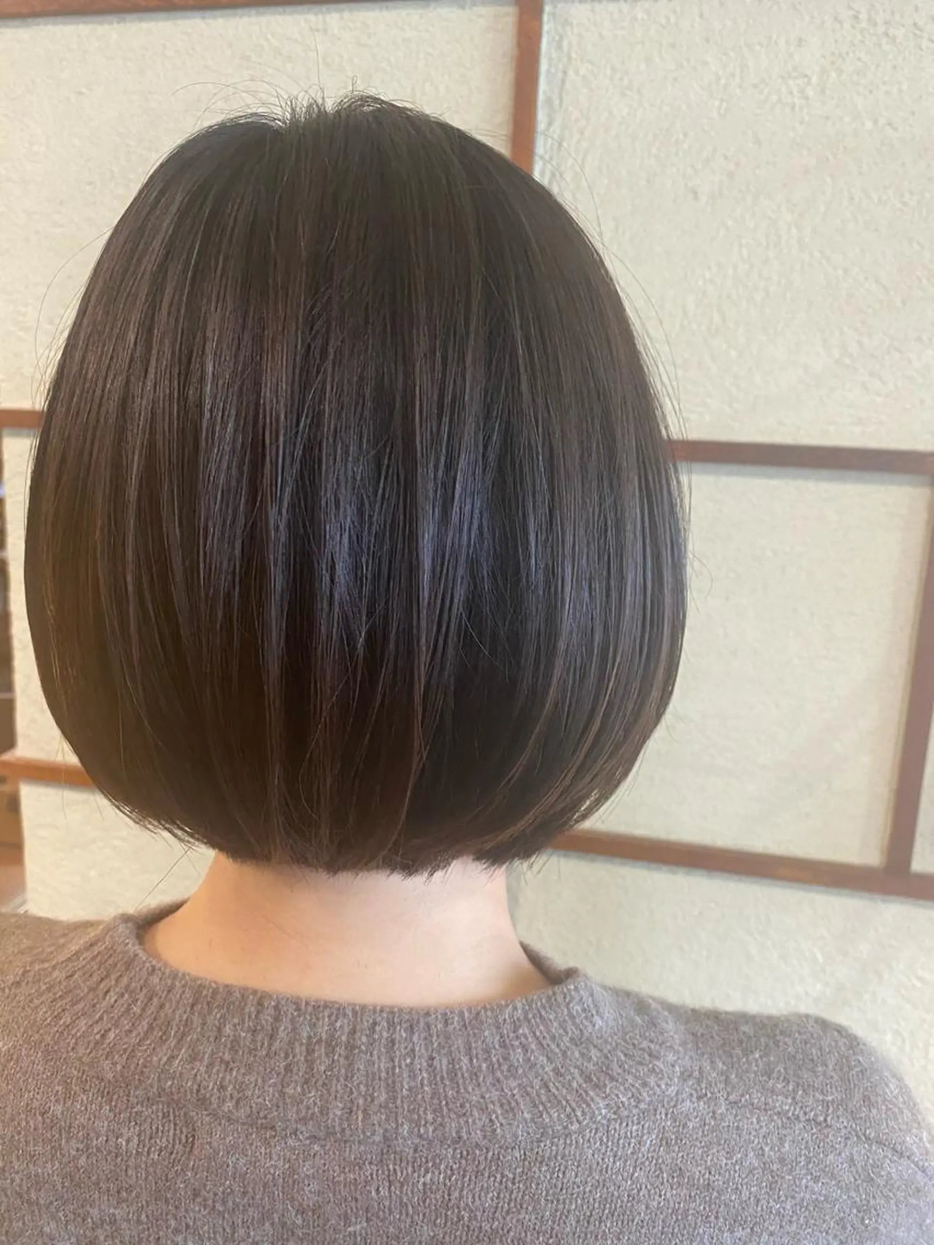 ミディアム 白井 雅美のヘアスタイル