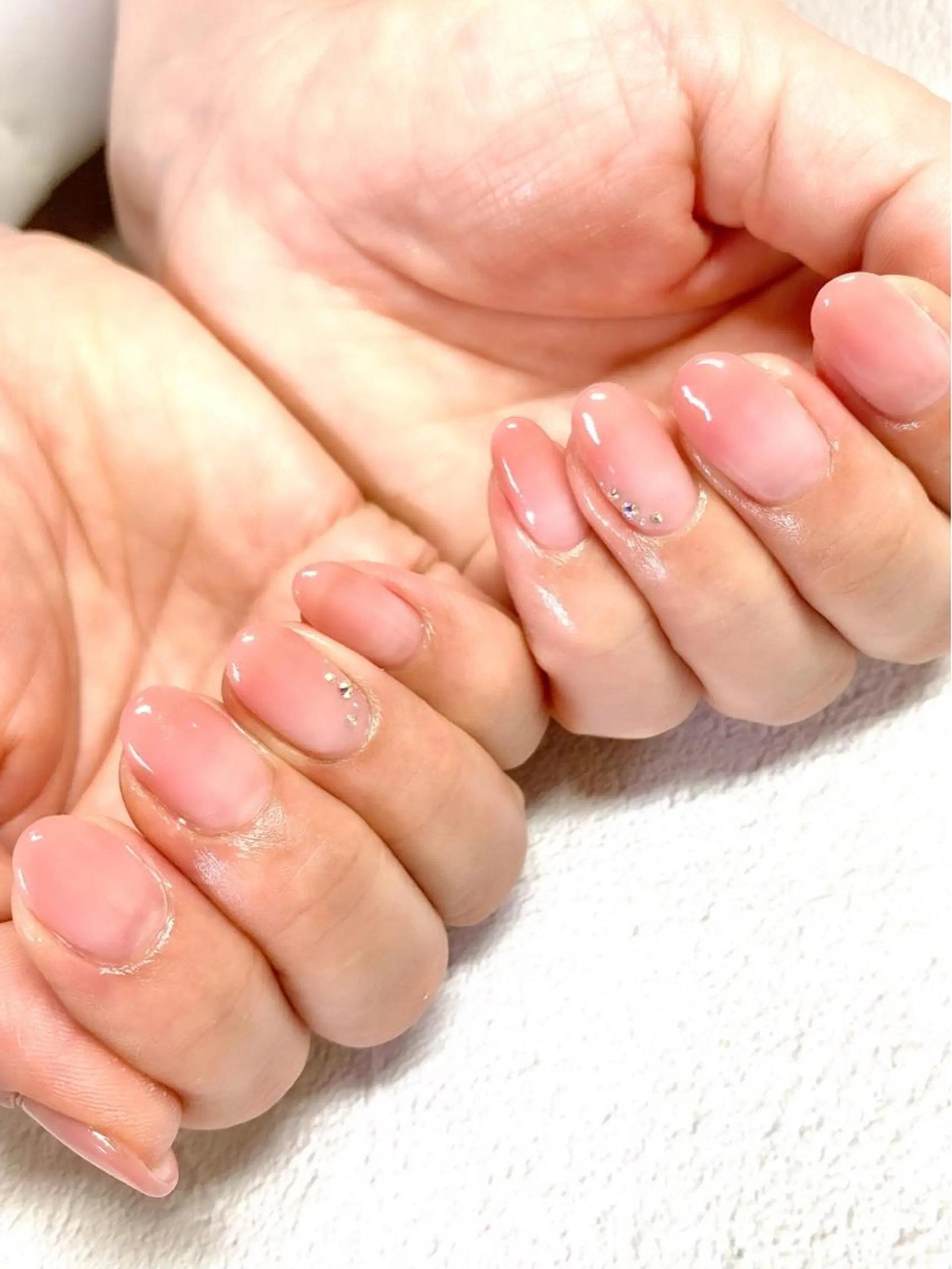 ネイル ジェルネイル グラデーション 韓国ネイル ニュアンスネイル オフィスネイル ハンドネイル clover nailのネイルデザイン