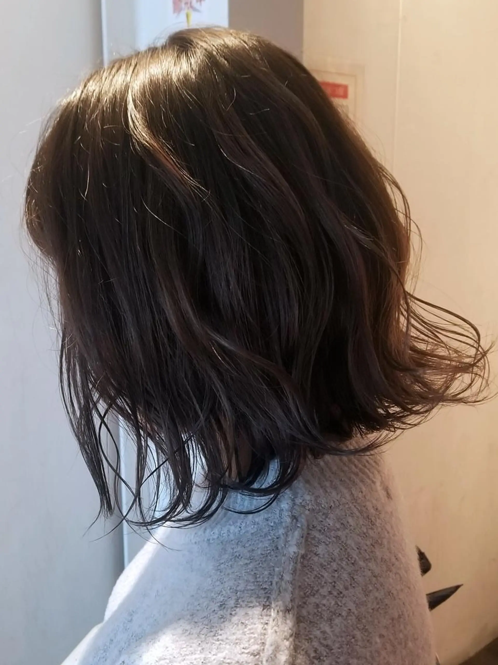 ミディアム パピヨンロゼ中川 愛のヘアスタイル