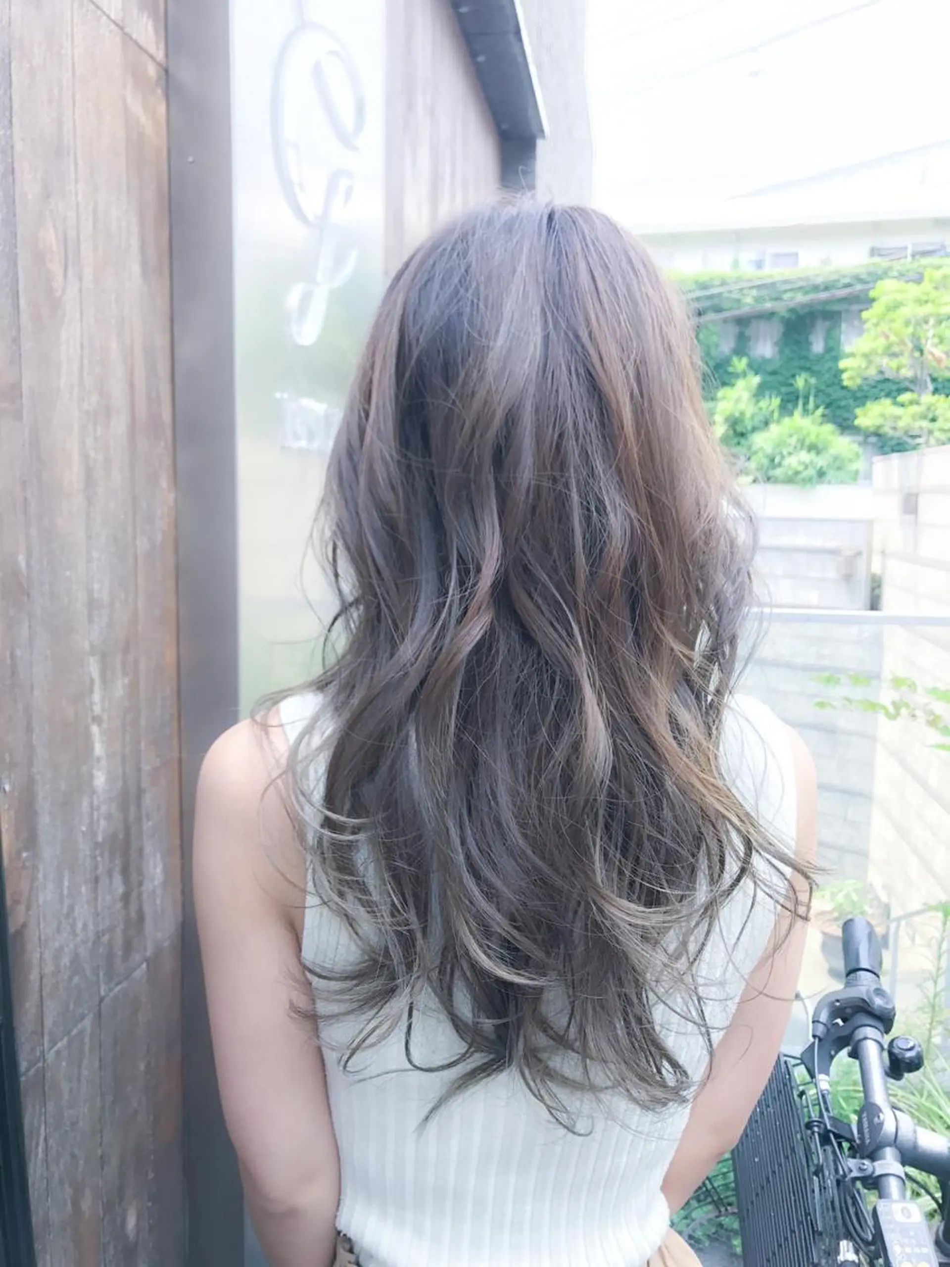 セミロング 💘トレンドスタイル 💘透明感ヘアのヘアスタイル