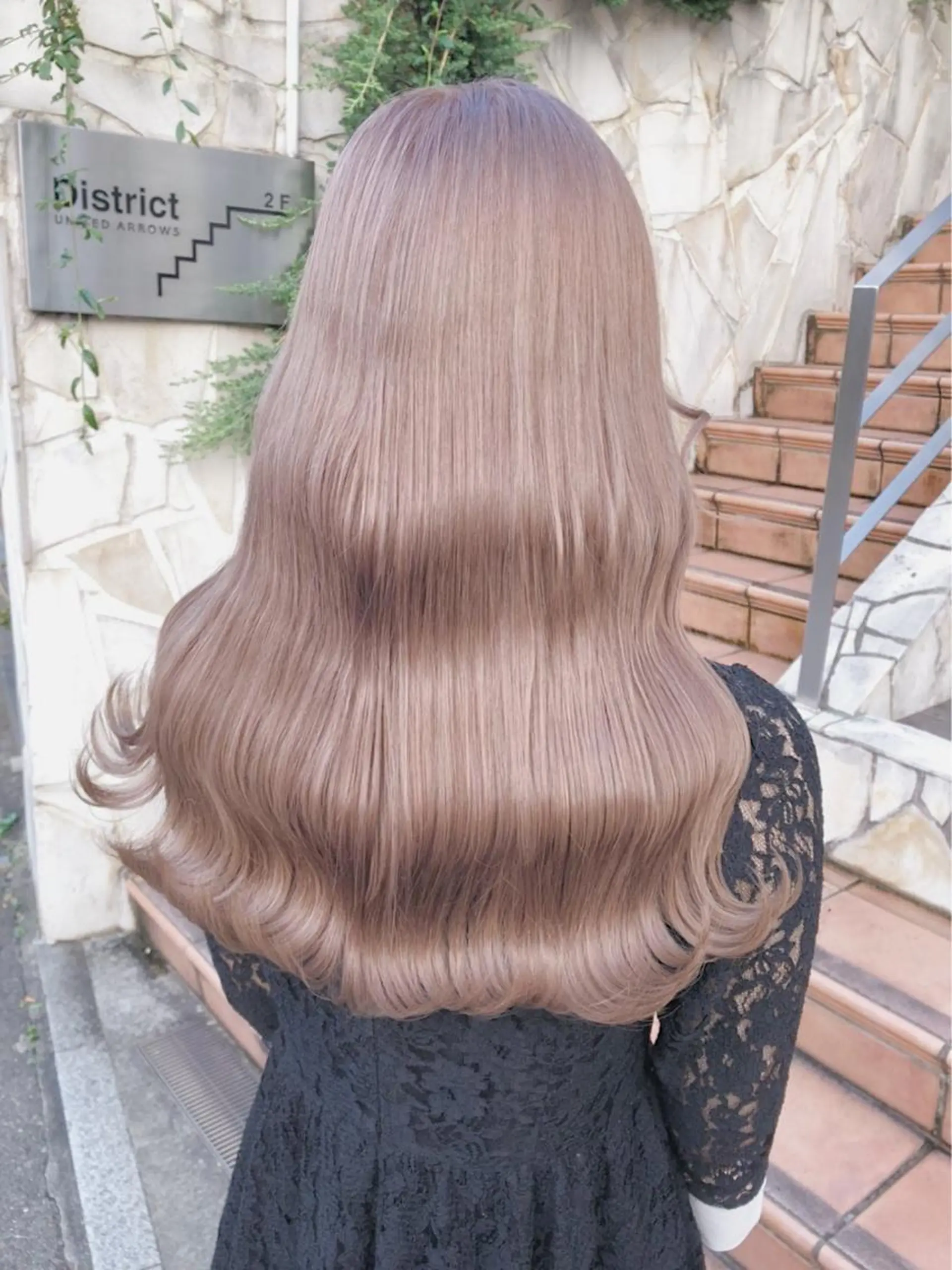 セミロング カラー ヘアアレンジ 韓国ヘア🦋 Nanaka🦋のヘアスタイル