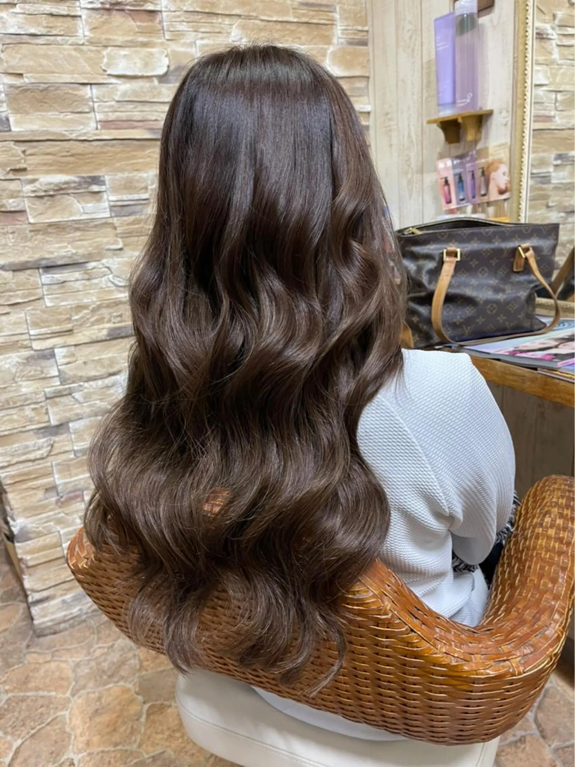 ロング ヘアカラー kr2s アメ村のヘアスタイル
