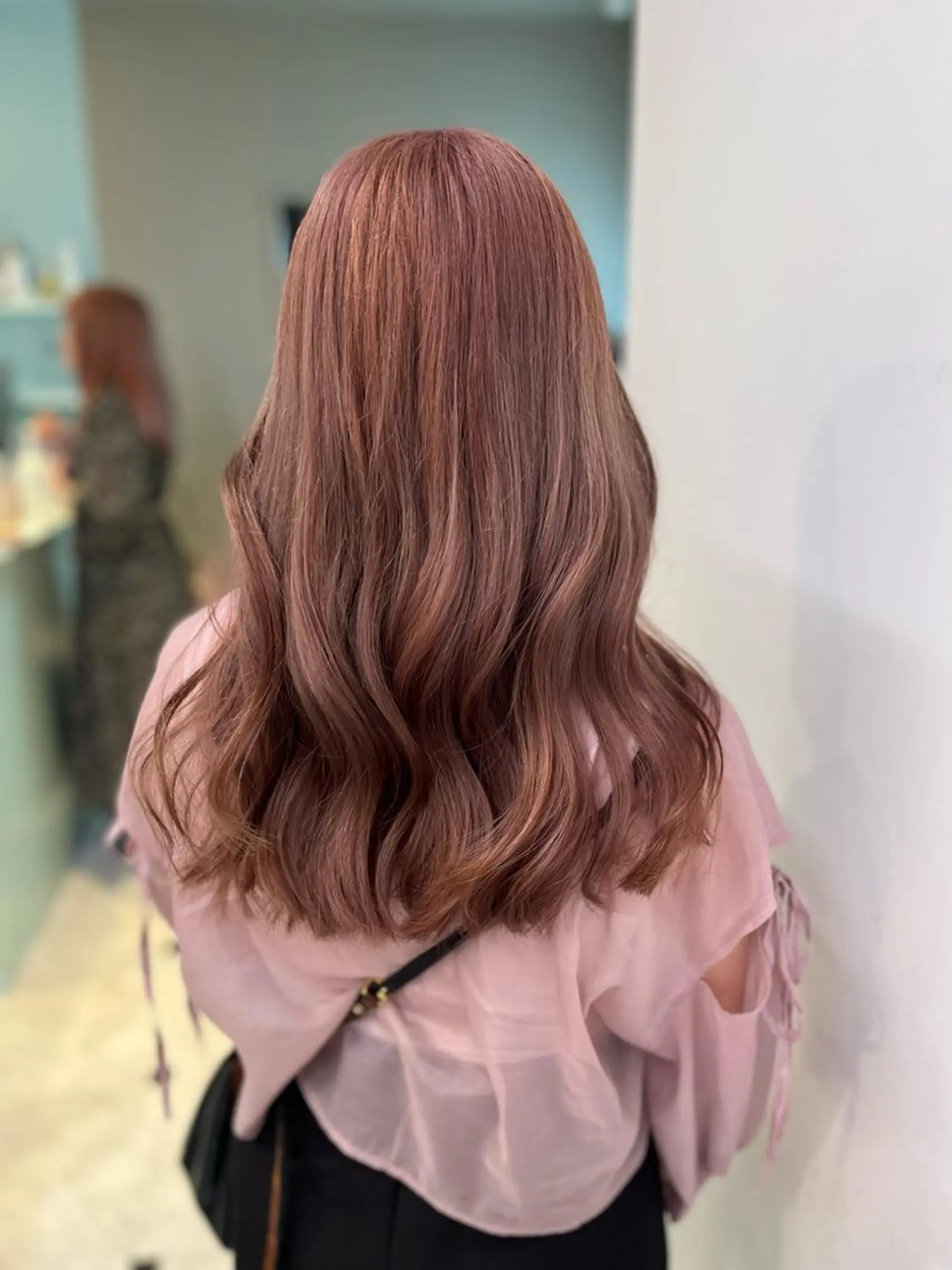 セミロング カラー ヘアアレンジ ヘアカラー トリートメント ヘアセット 愛されカラー🩷 はるなのヘアスタイル