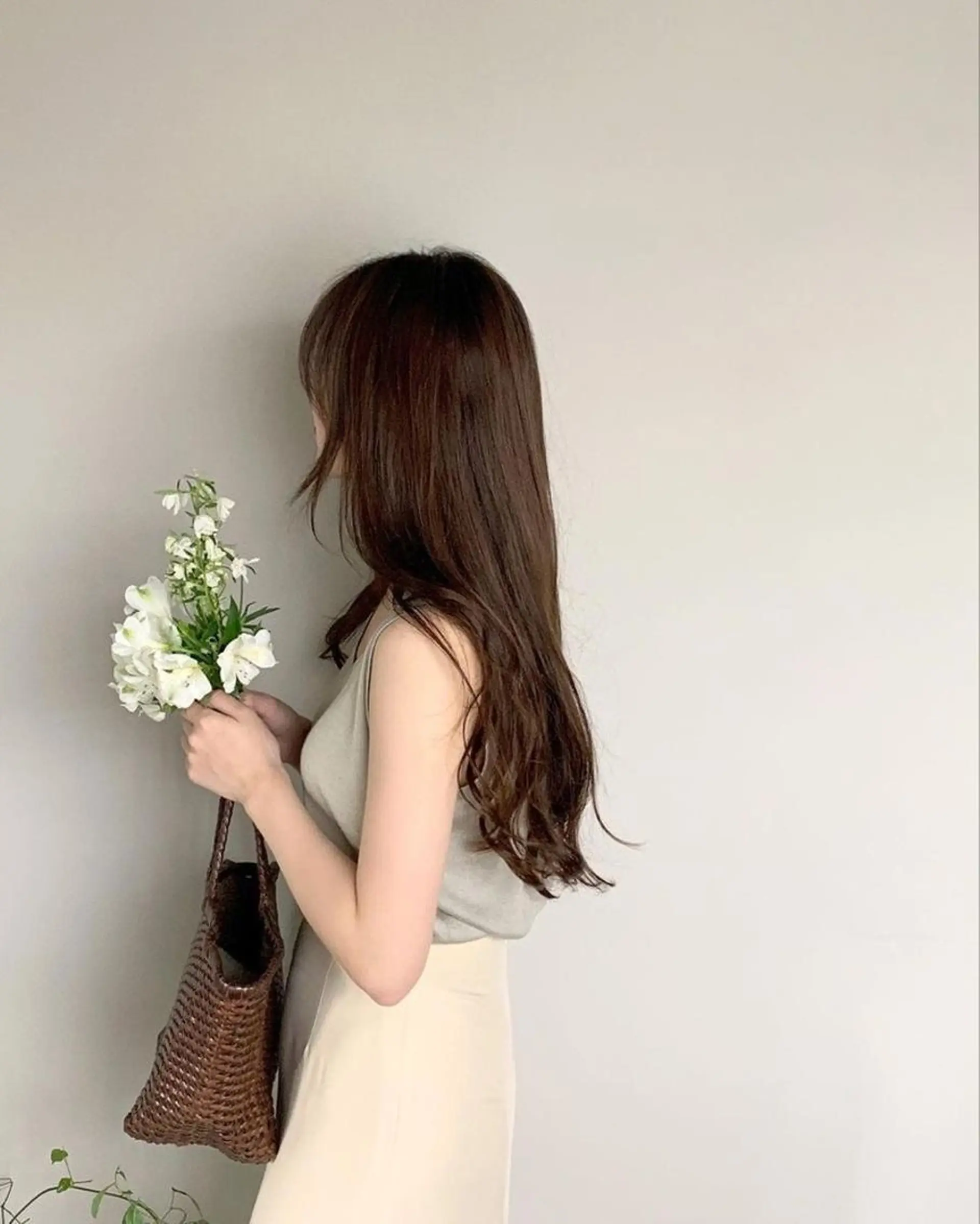 カラー 🫧トレンド艶髪🫧 グレージュカラー🫧のヘアスタイル