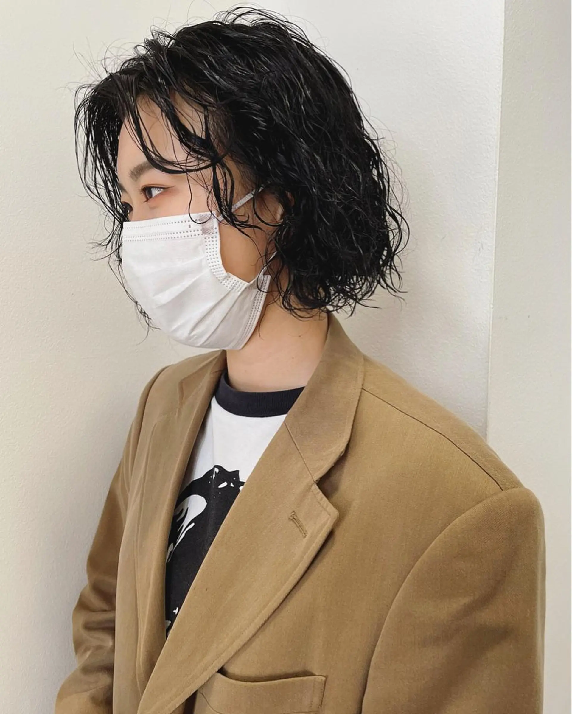 ショート カラー パーマ ブリーチ カット ヘアカラー パーマ Loom.所属・村上雅人 ナチュラルモードのヘアスタイル