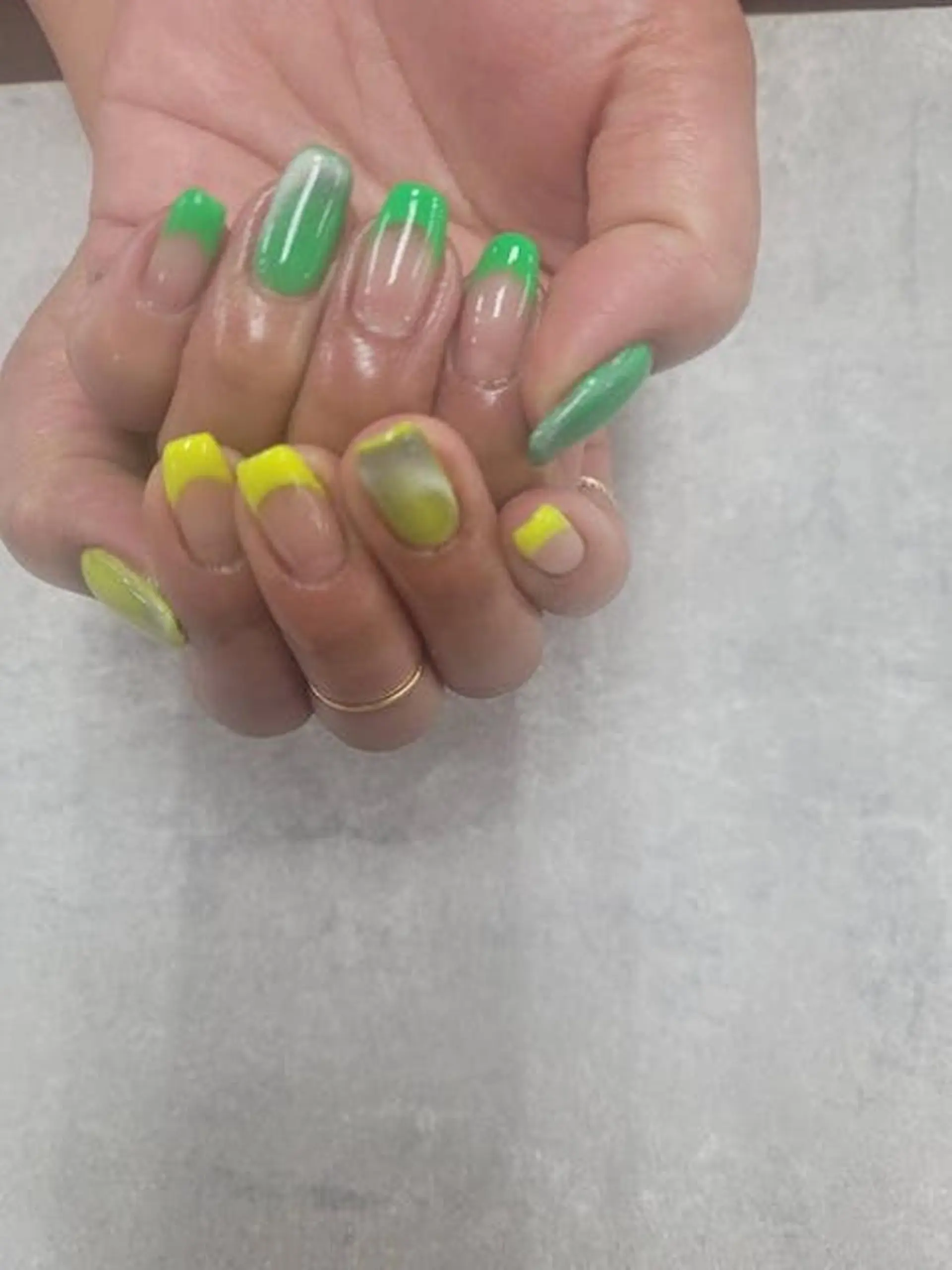 ネイル アートネイル イースター ジェルネイル グリーン メンズネイル ハンドネイル ハンドケア FASTNAIL PLUS 新宿店のネイルデザイン