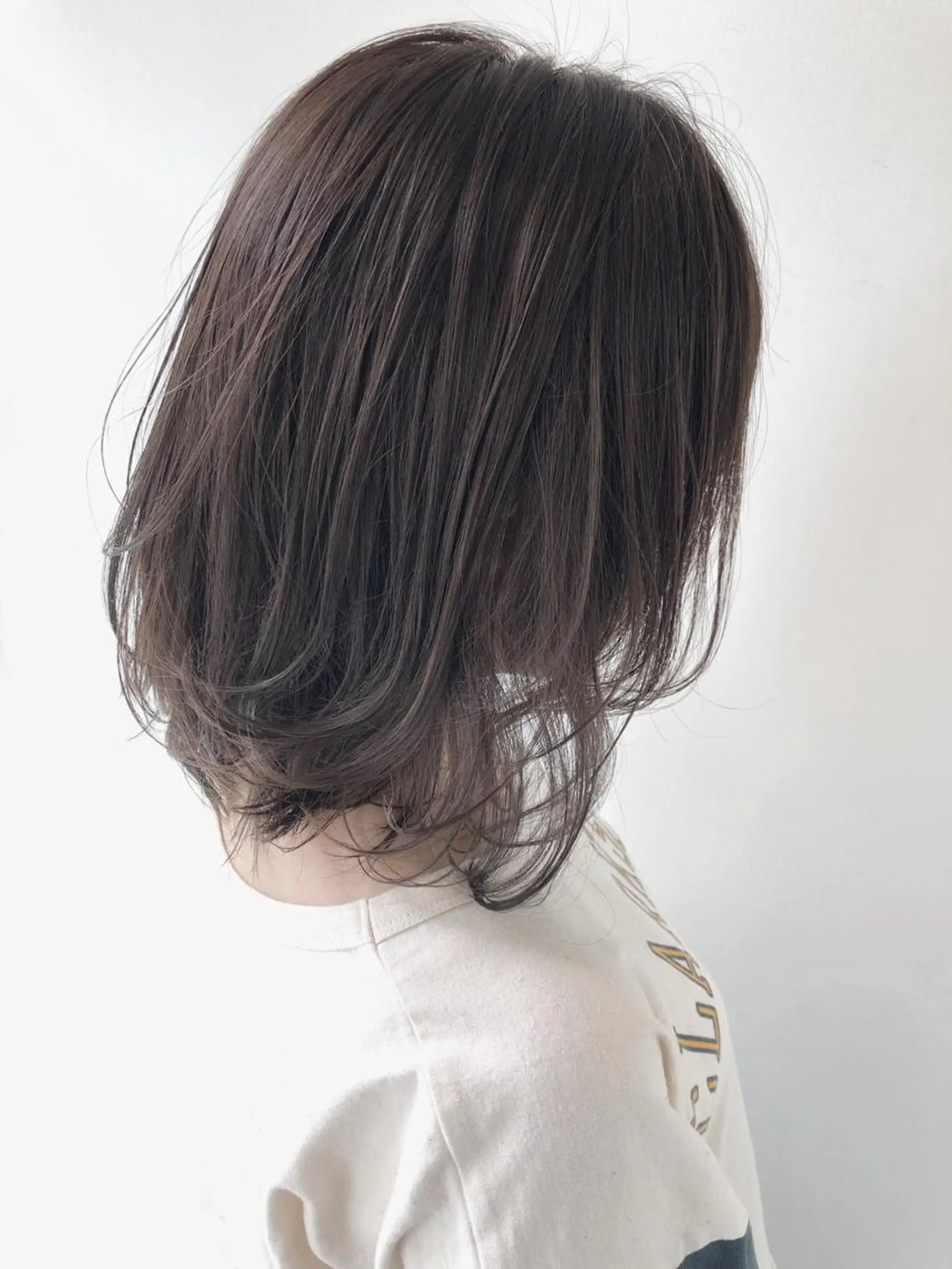 ミディアム カラー パーマ ヘアアレンジ グレージュ ラベンダーカラー ラベンダーグレージュ ラベンダーグレー Mira by greenのヘアスタイル
