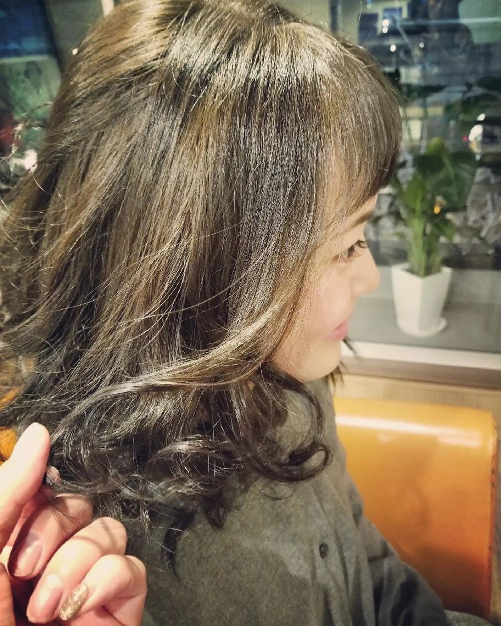 カラー ミディアム アディクシーカラー バレイヤージュ ブリーチ グレージュ ブリーチなしカラー spa hair  ark 富井直美のヘアスタイル
