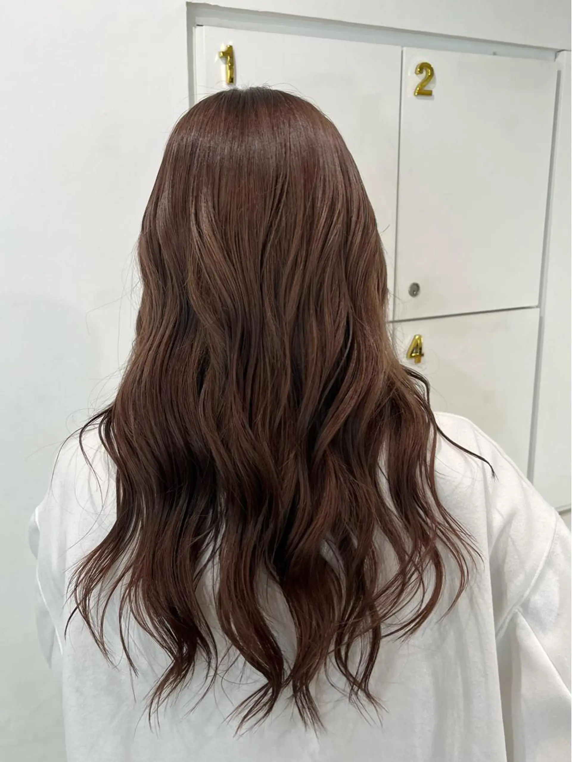 ロング カラー ヘアカラー 🤎HAZUKI🤎 ハイトーン✨エクステのヘアスタイル