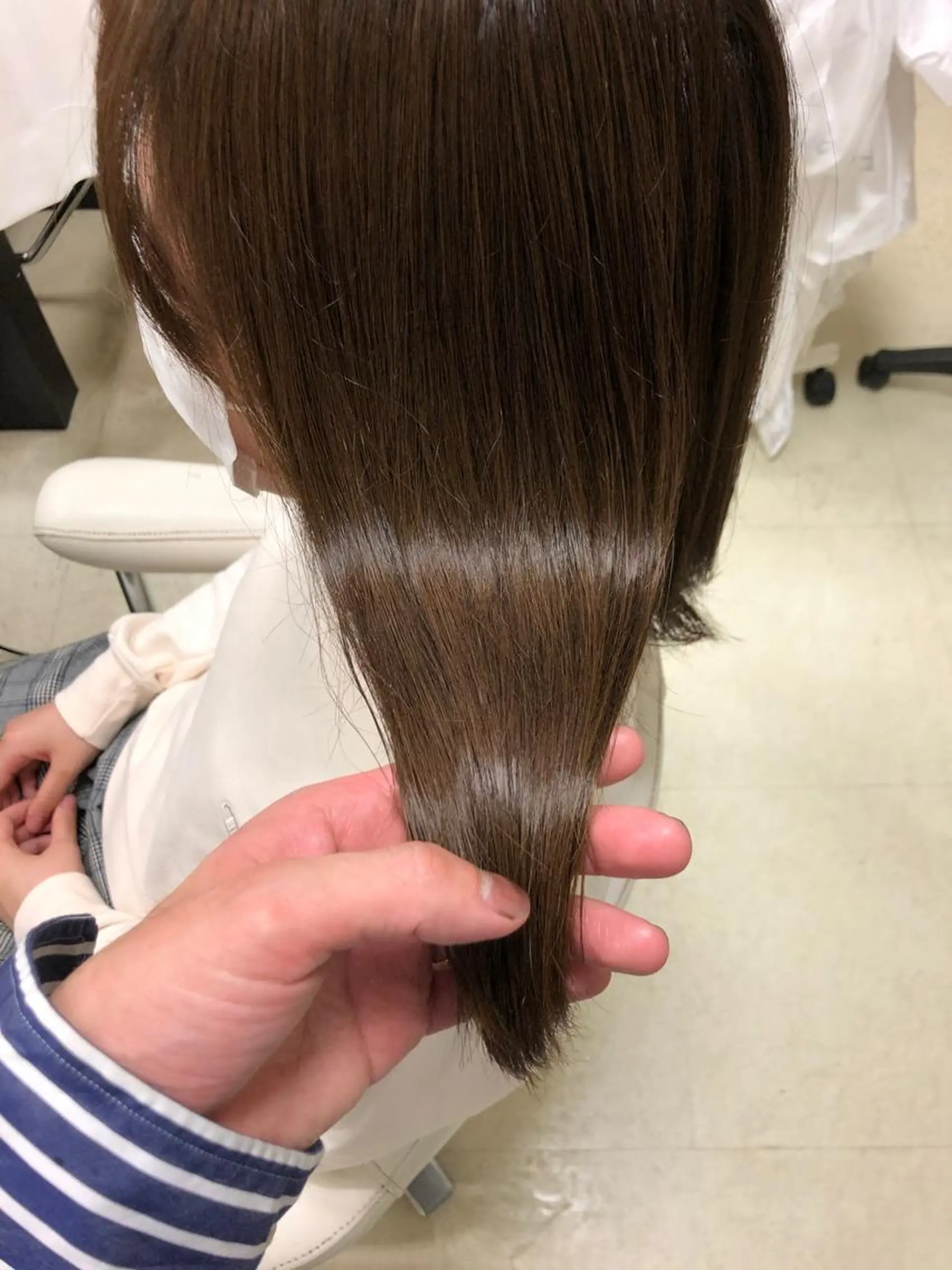 ミディアム カット 縮毛矯正 le. pidorgeのヘアスタイル