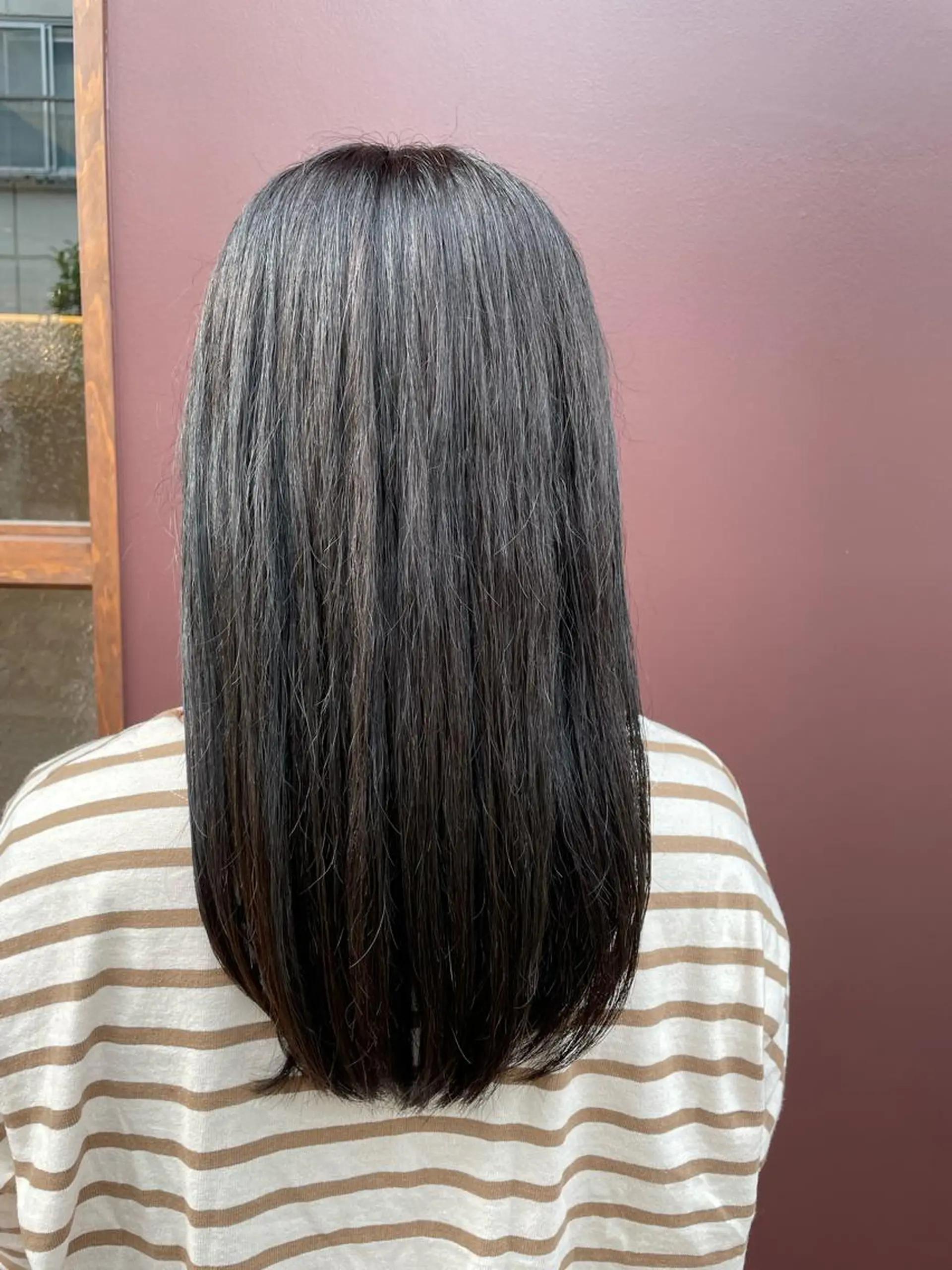 ロング カラー ネイビーカラー 森 遥菜のヘアスタイル