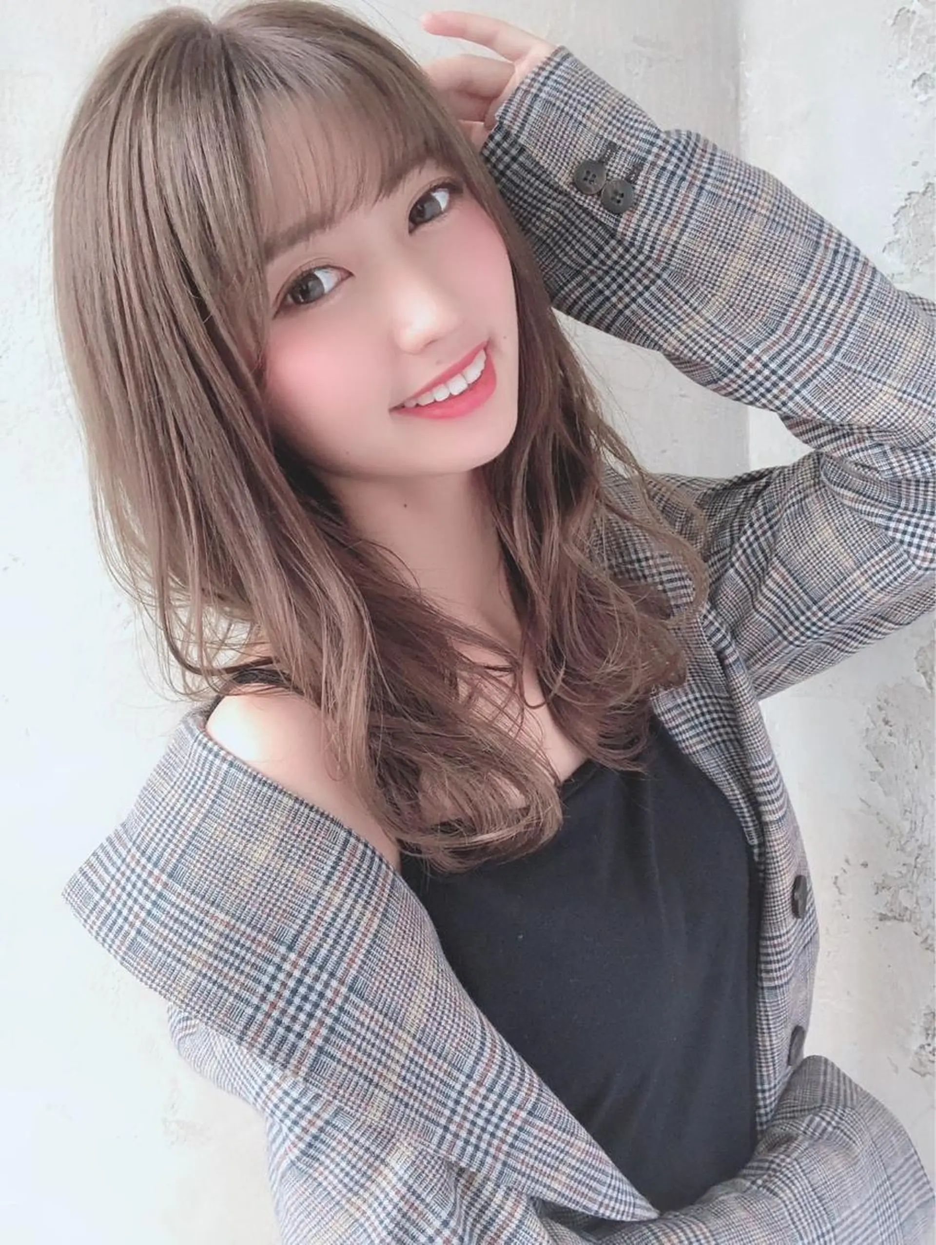 ロング カラー 高島大登/顔周り /ミルクティーのヘアスタイル