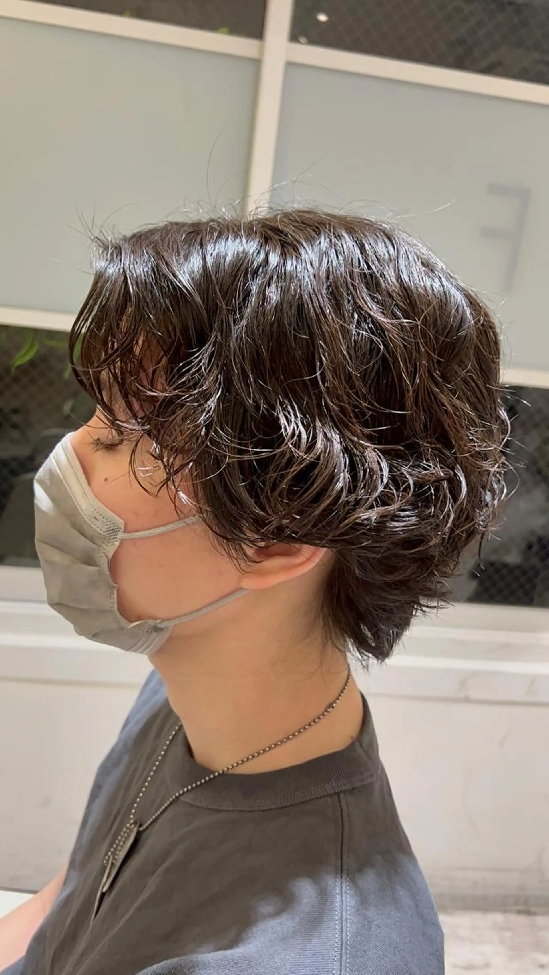 ミディアム パーマ メンズ 難波/メンズウルフ・ フェザーパーマ鶴田文のヘアスタイル