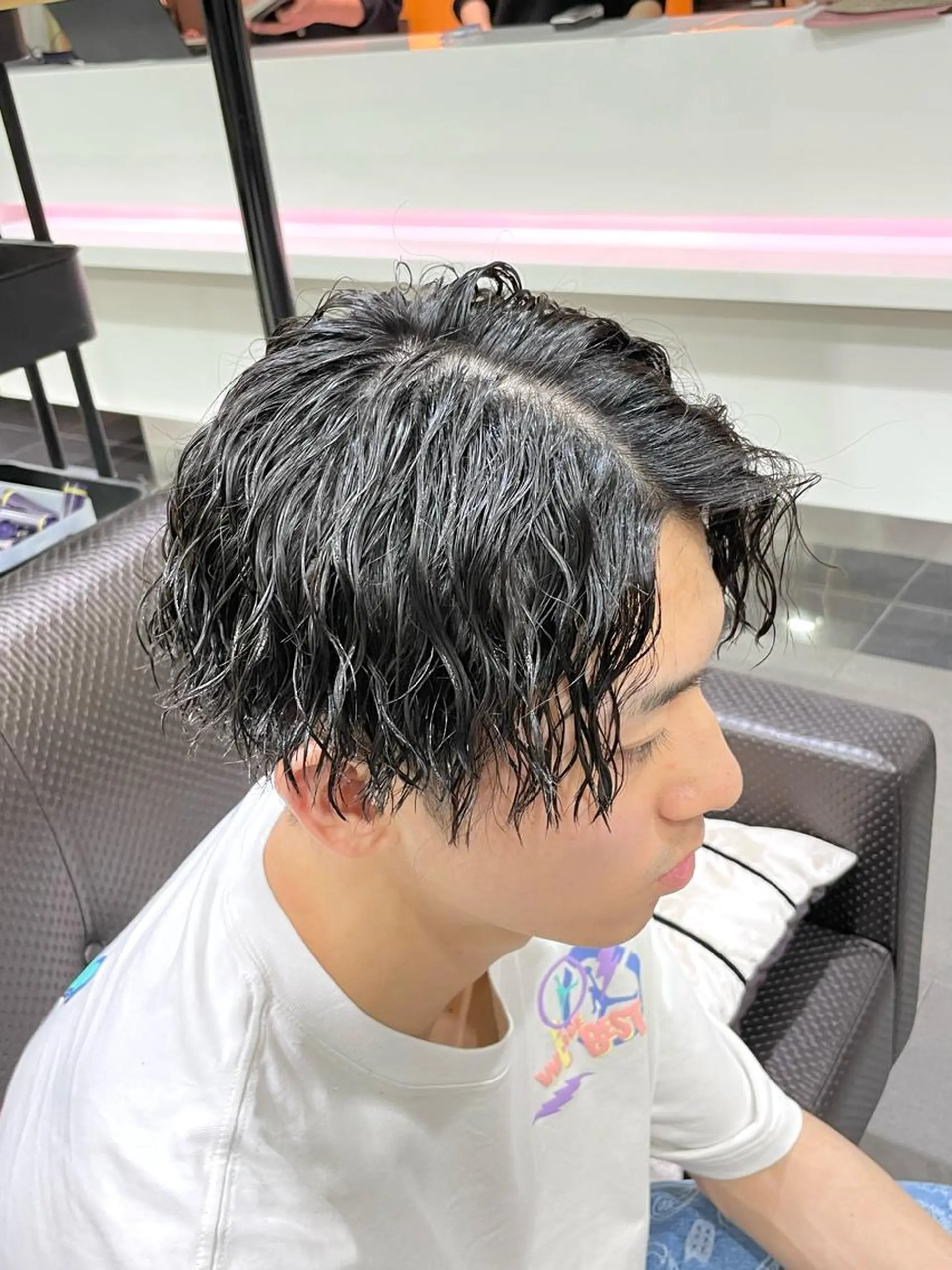 パーマ メンズ ウルフ/センタ- パート【ナナミ】のヘアスタイル