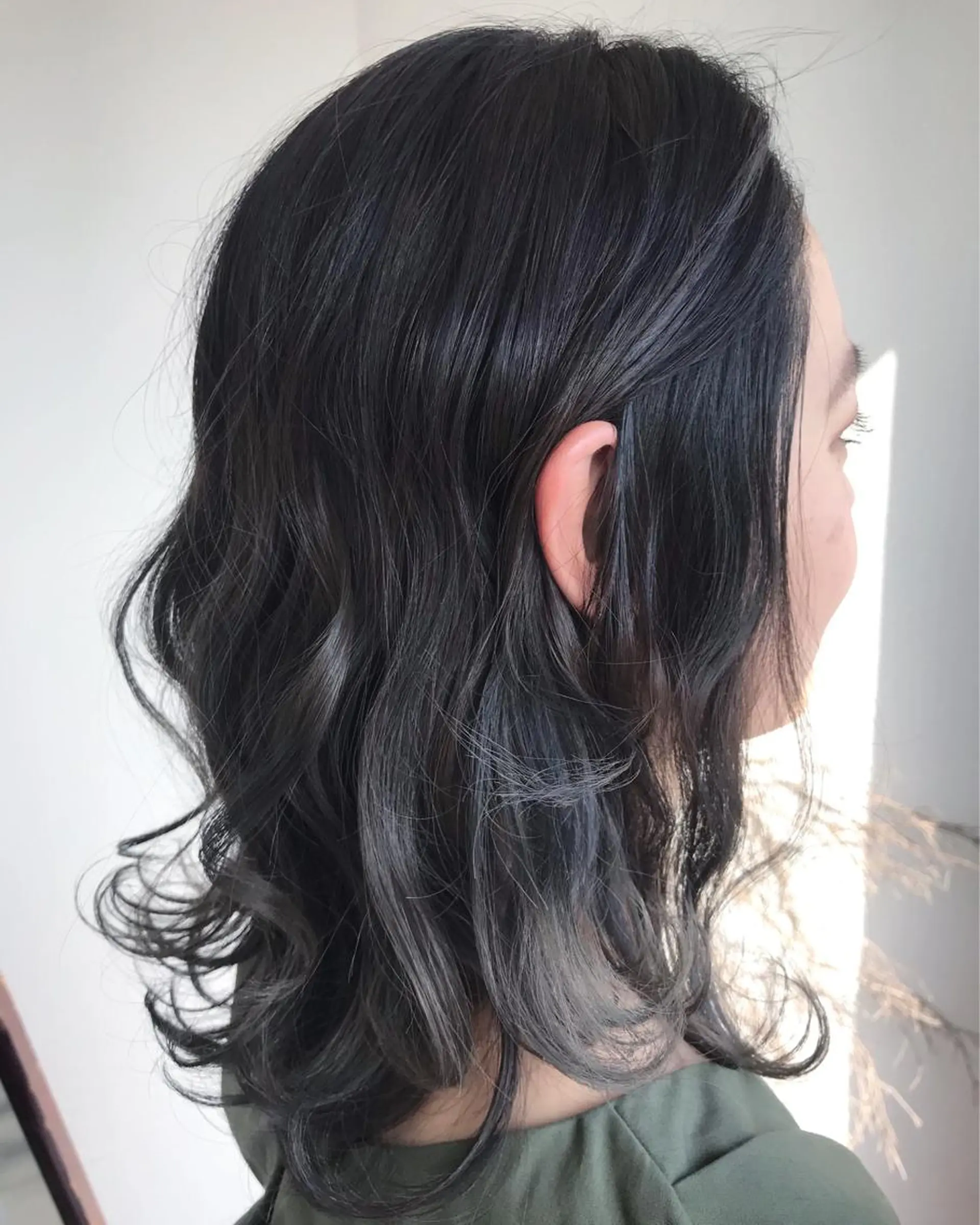 ミディアム カラー グレージュ 大嶋 宏隆のヘアスタイル