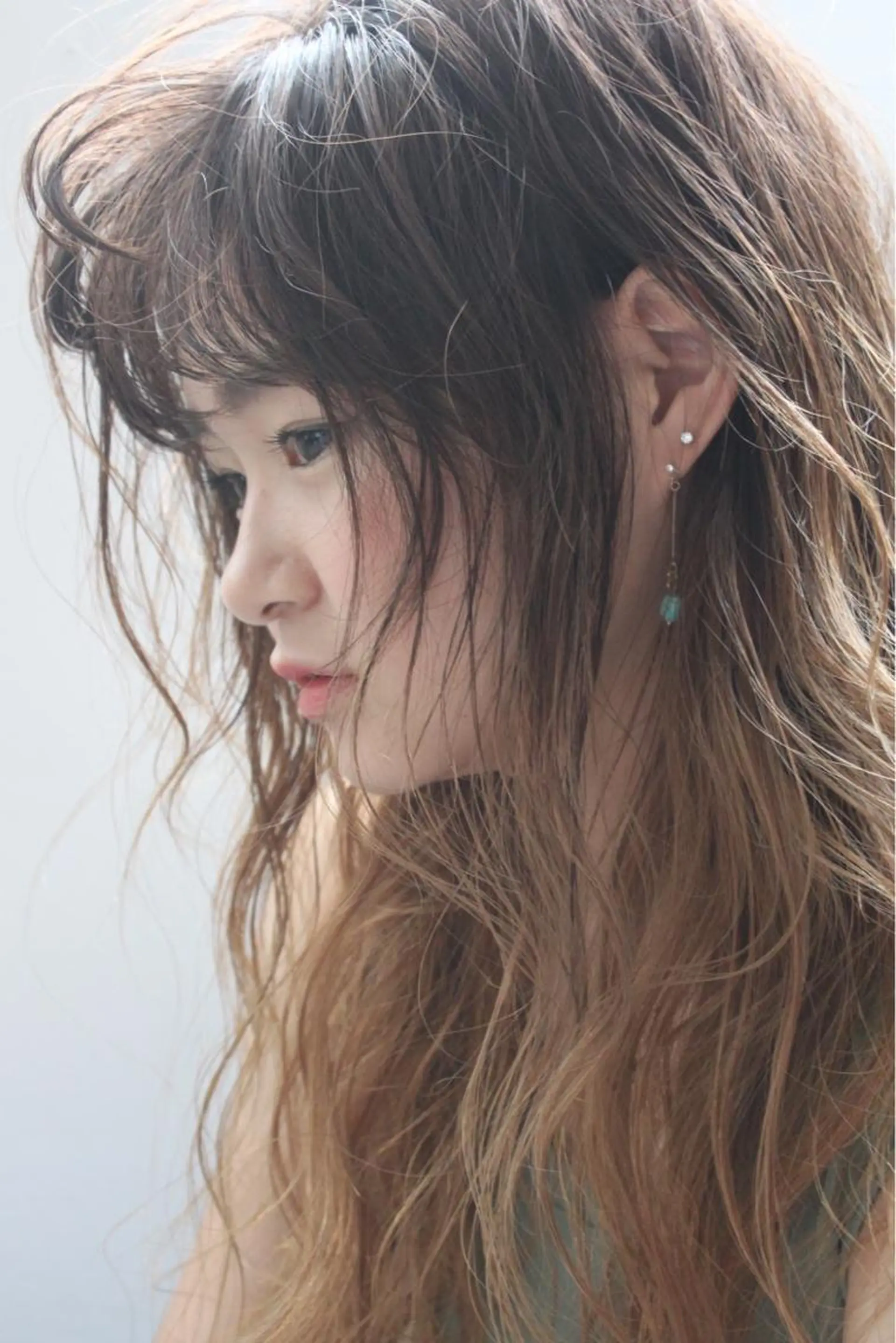 ロング カラー グラデーションカラー にった みずきのヘアスタイル