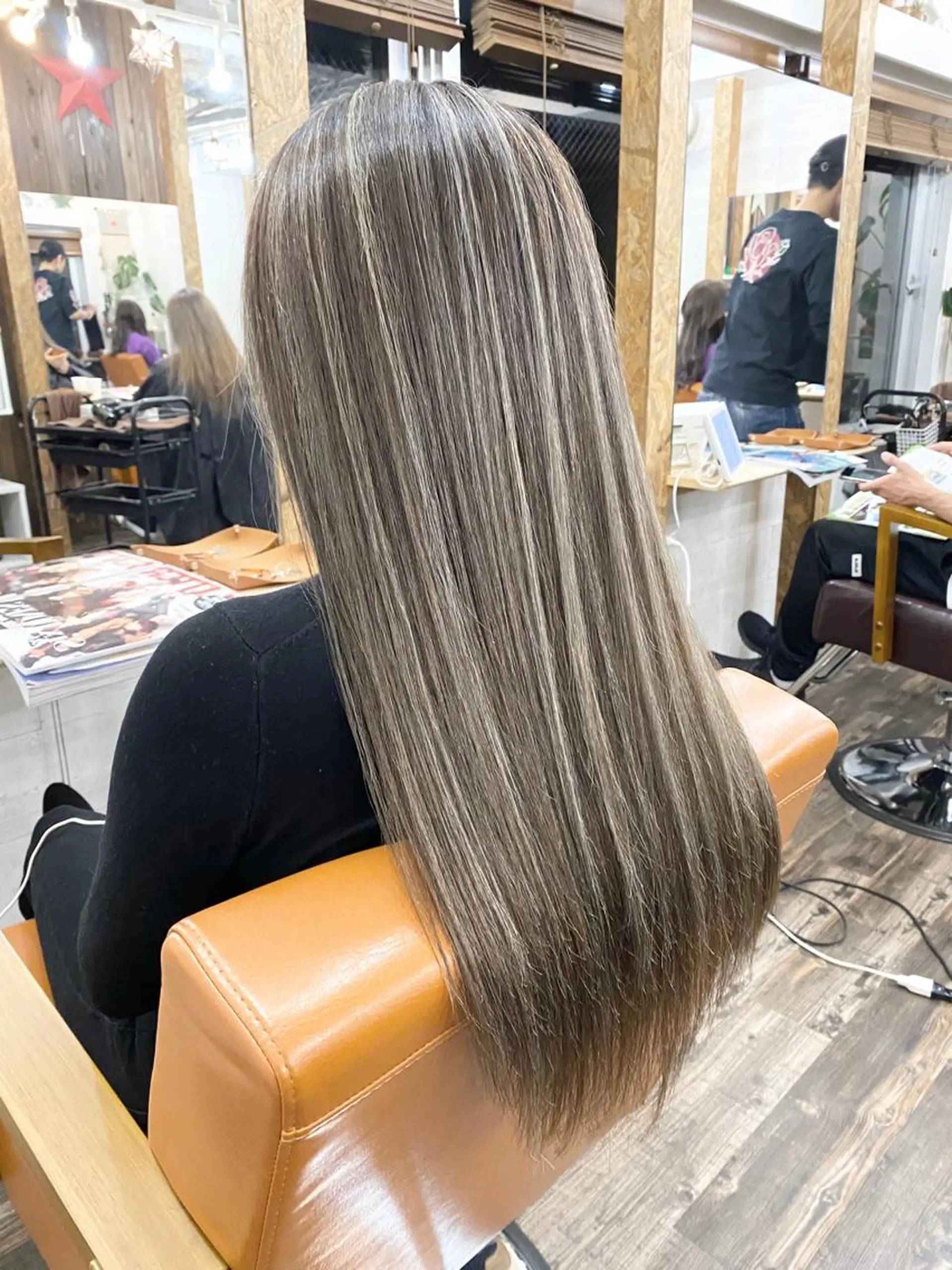 ロング カラー プチプラ&ハイクオ リティ✰Lilly✰のヘアスタイル