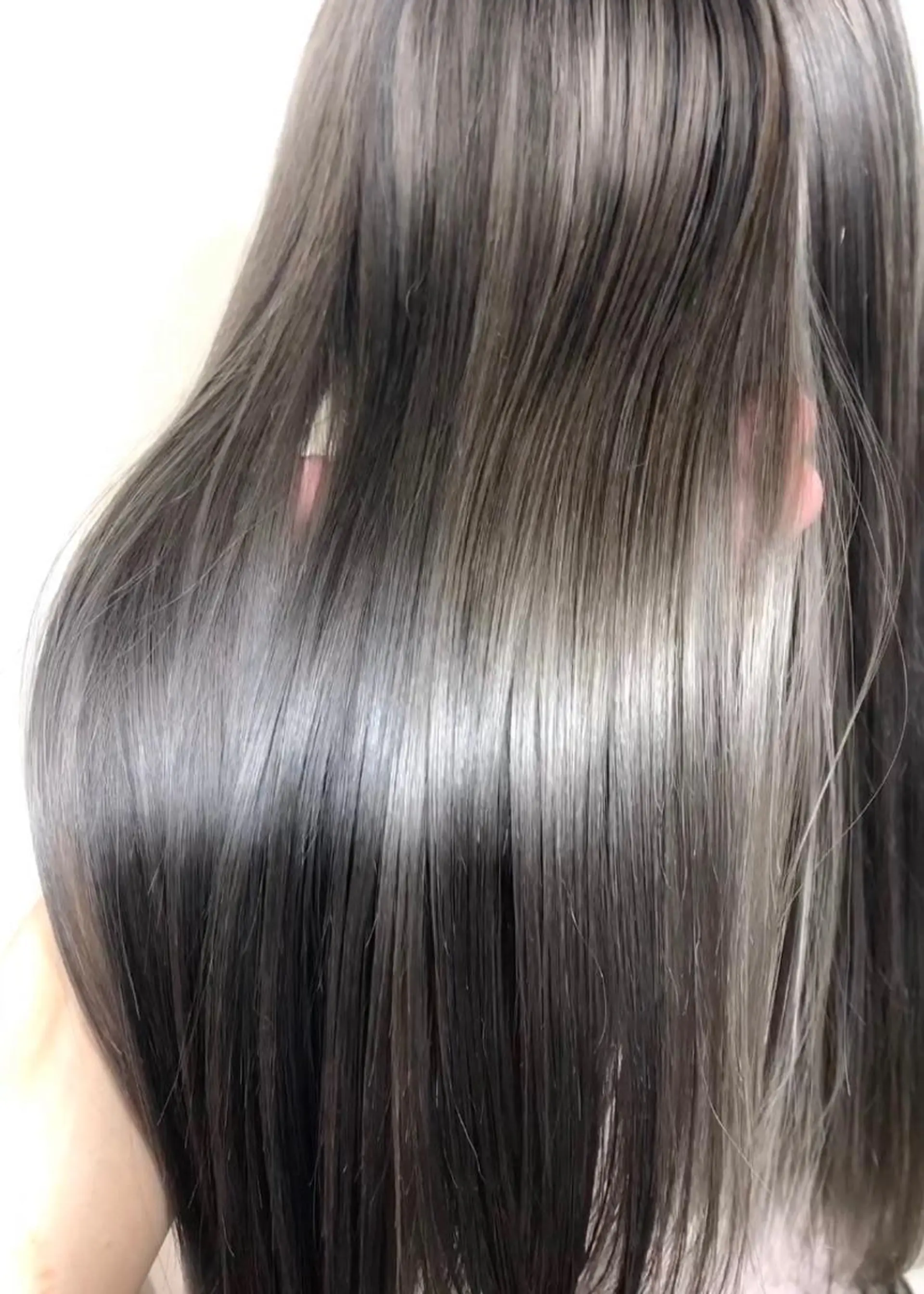 ロング パーマ カット 縮毛矯正 トリートメント 浦山 和之のヘアスタイル