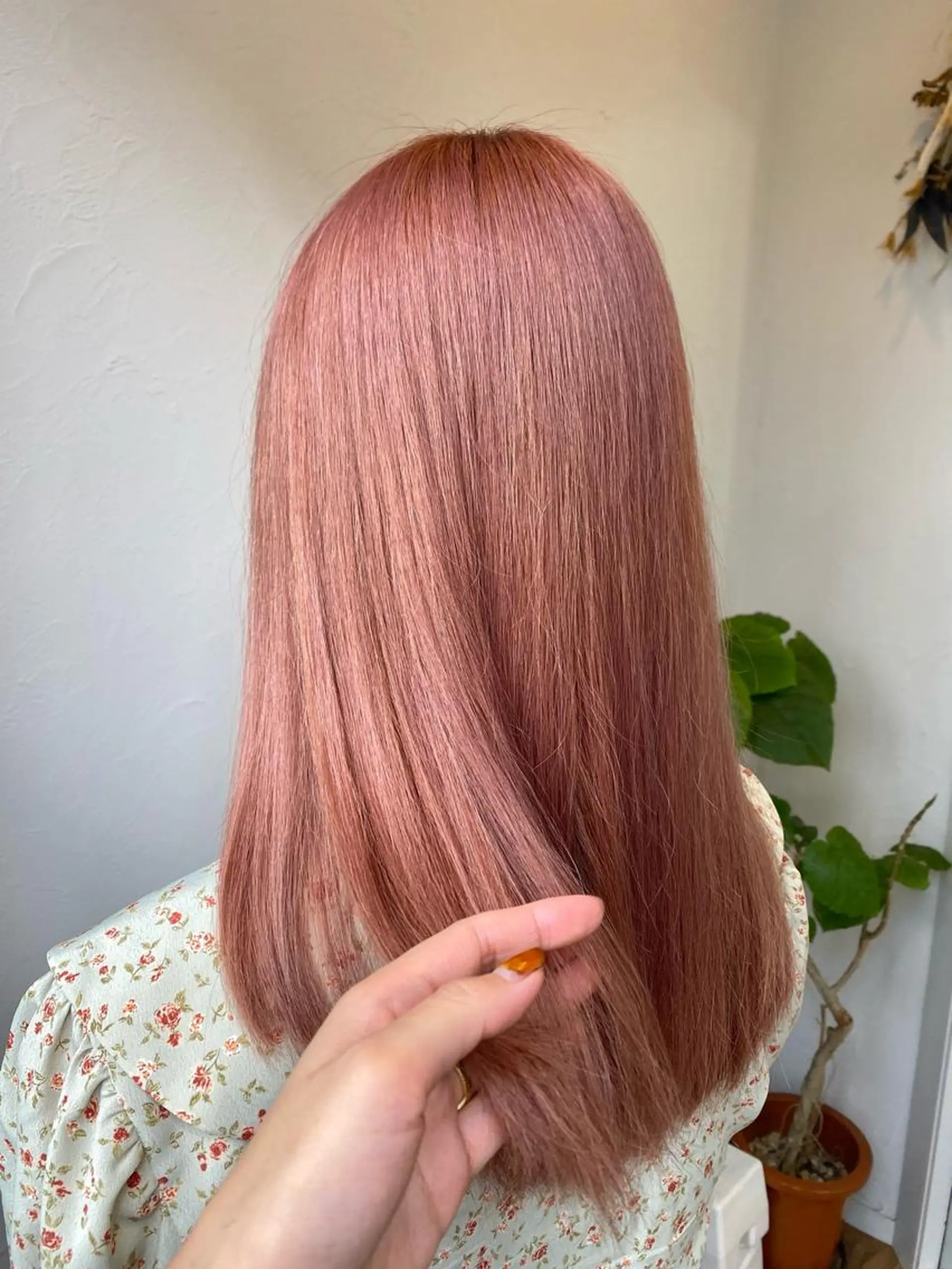 ミディアム mare所属・＊＊＊ natsumiのヘアスタイル