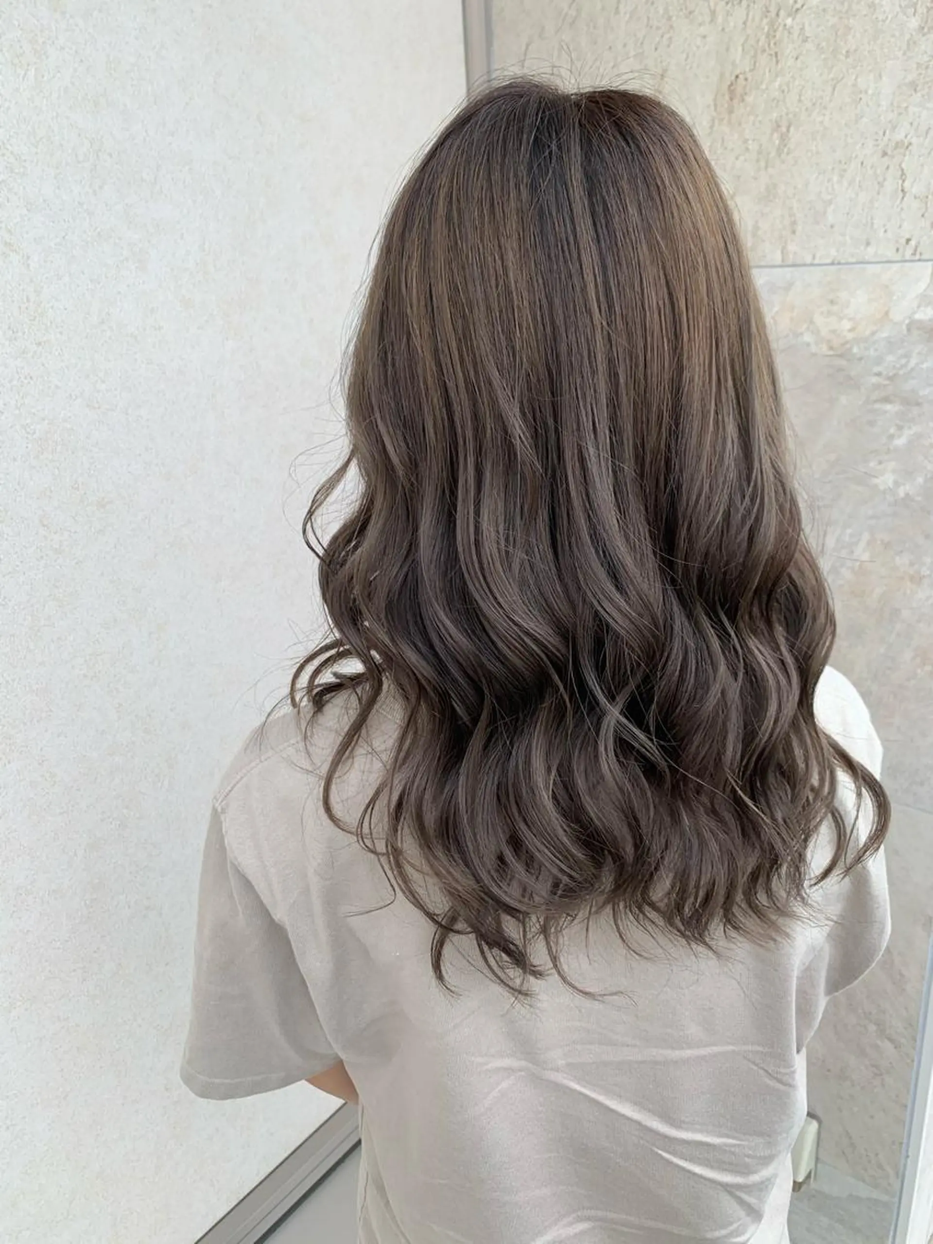 カラー 吹田 駿 髪質改善縮毛矯正のヘアスタイル