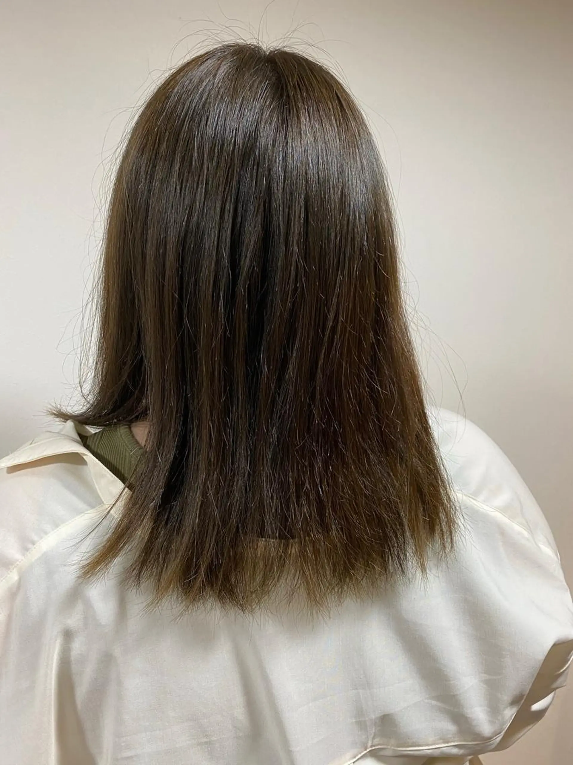 ミディアム カラー ベージュカラー 🌙𝑳𝑼𝑵𝑨 工藤/メンズカット✂のヘアスタイル