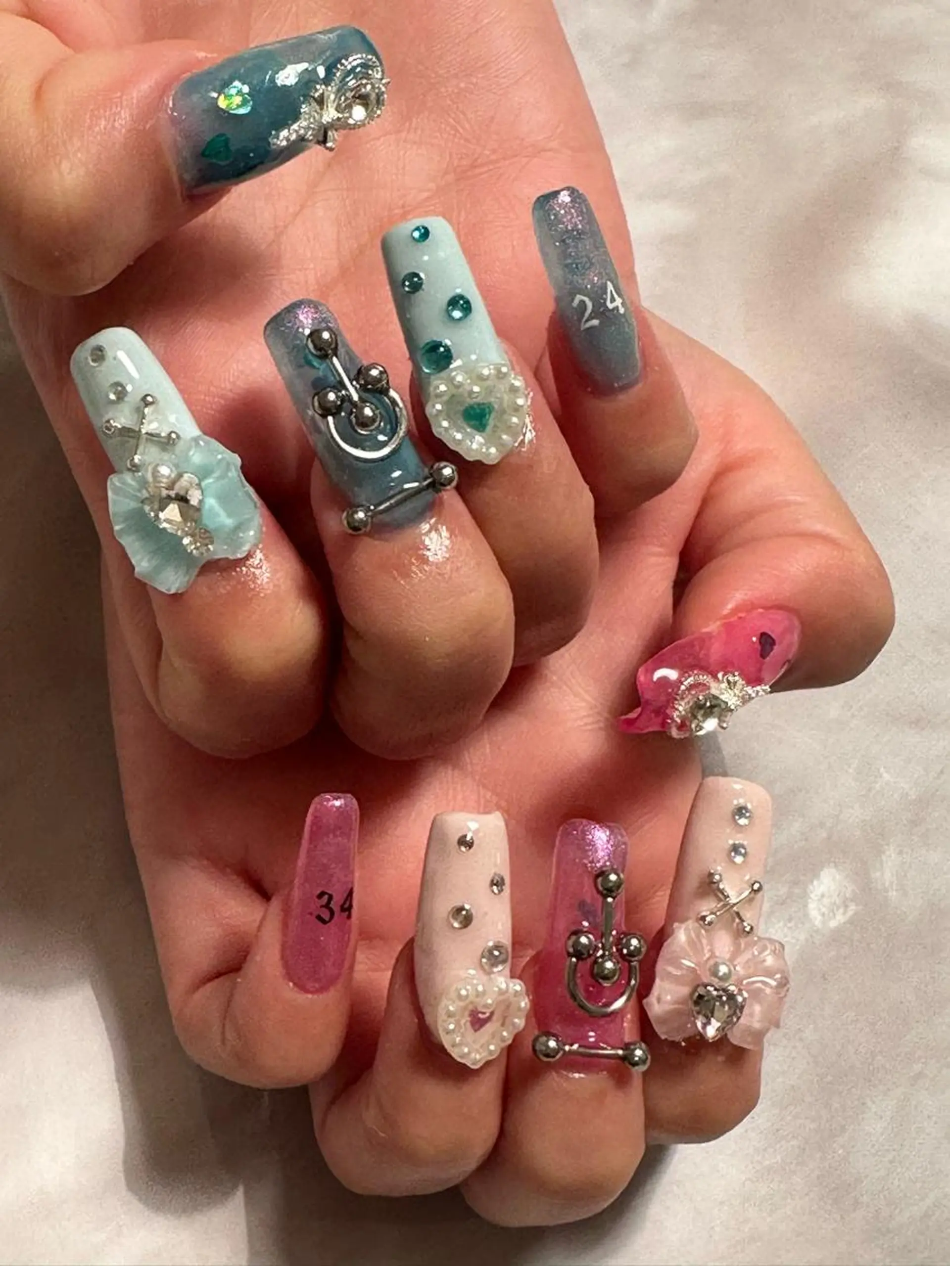 ネイル juedi nail(木曜日のネイル)所属・juedi nail KAORINのネイルデザイン