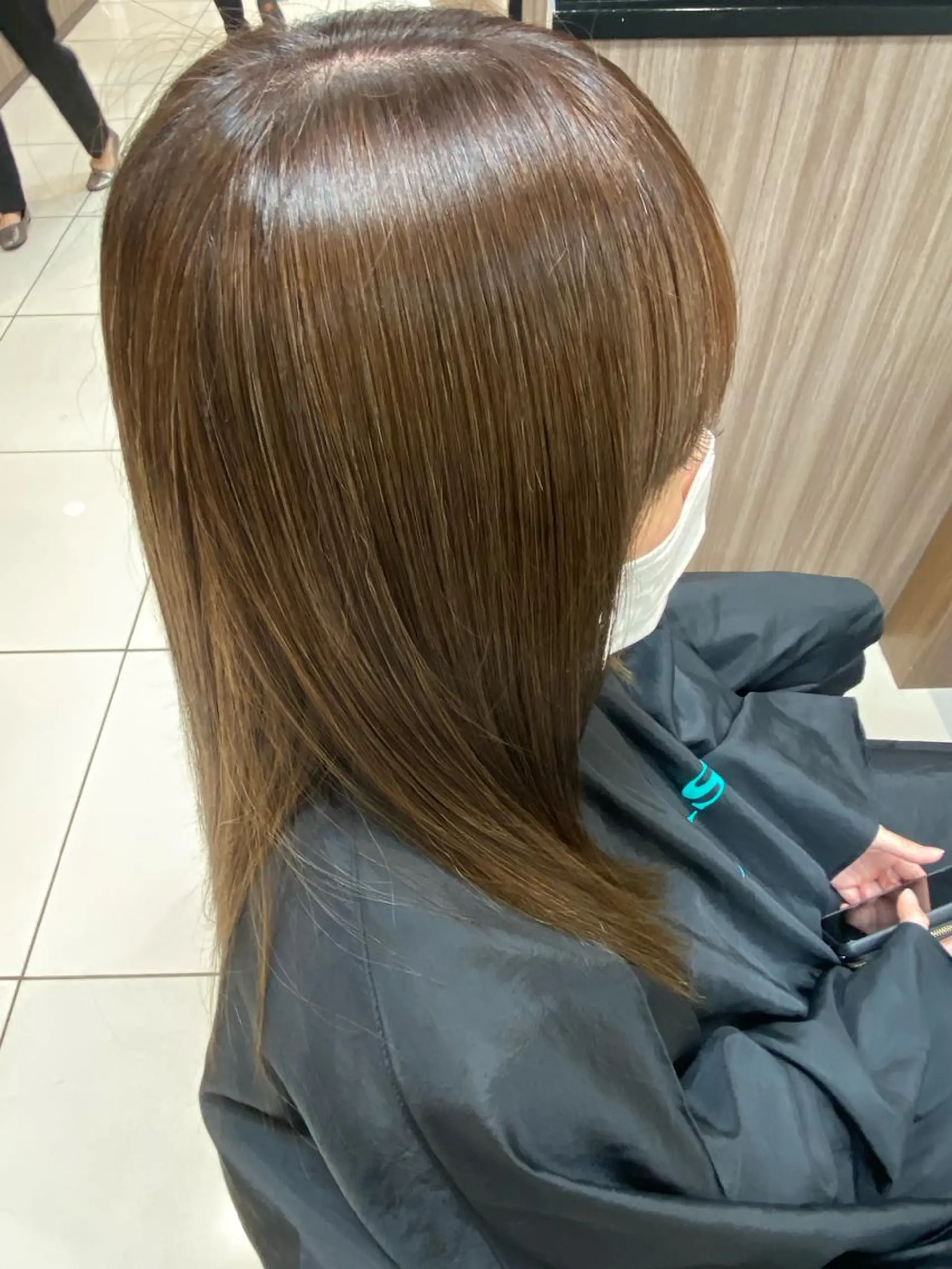 セミロング カラー ブリーチ 髪質改善 髪質改善縮毛矯正 💖店長 伊藤大輝のヘアスタイル