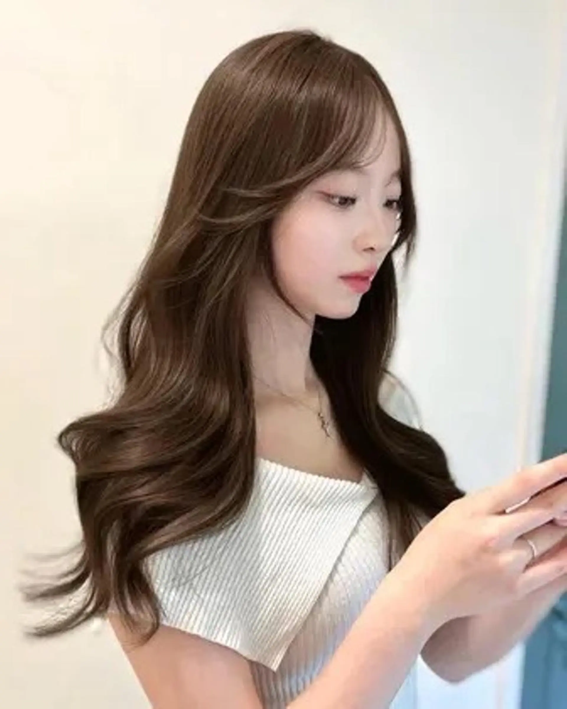 ミディアム カット ヘアカラー トリートメント ヘッドスパ ヘアセット 韓国風ベージュ🤎 赤みなし🌿横浜🤎のヘアスタイル
