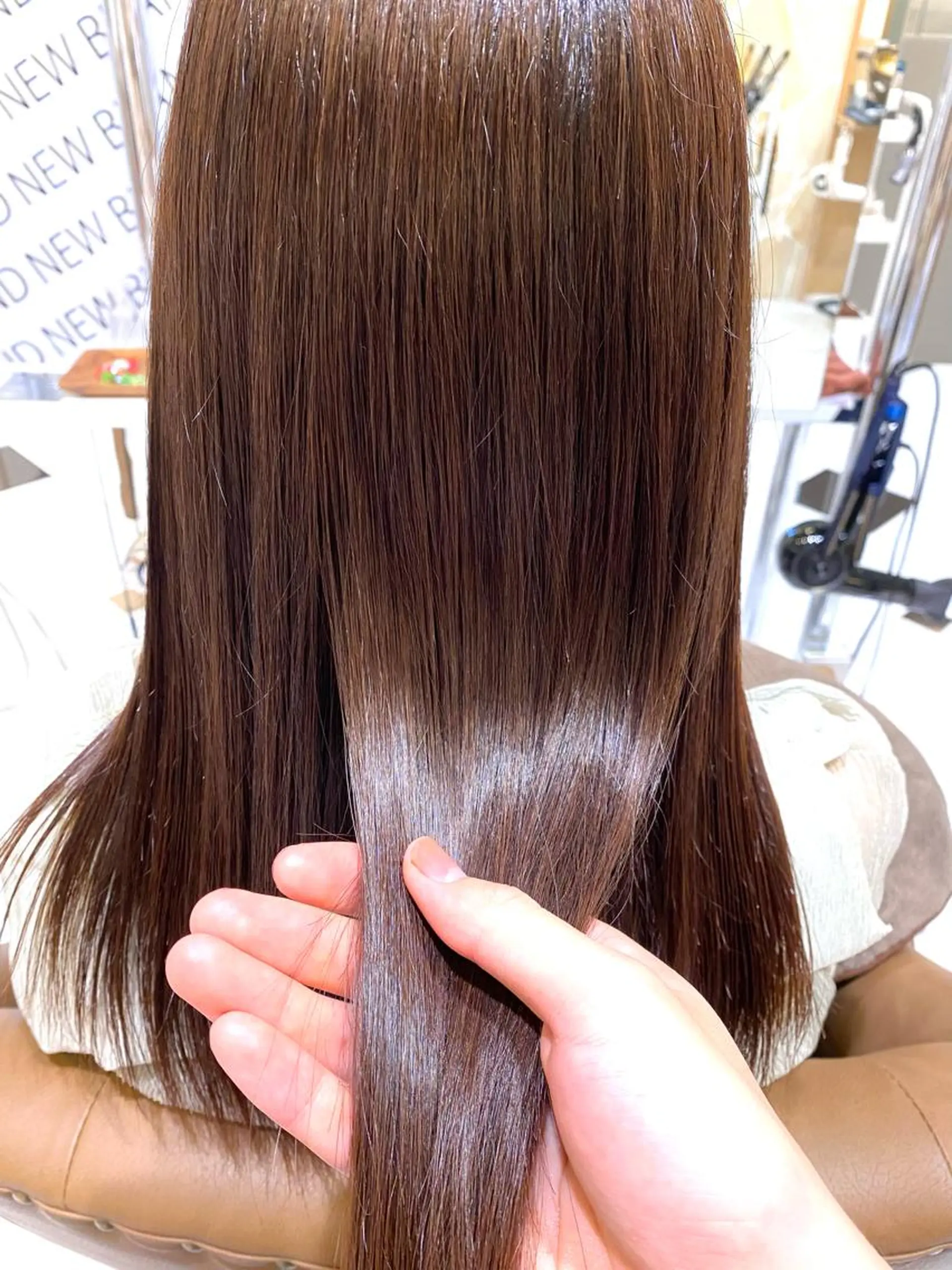 セミロング 縮毛矯正 坂井 茅聖のヘアスタイル