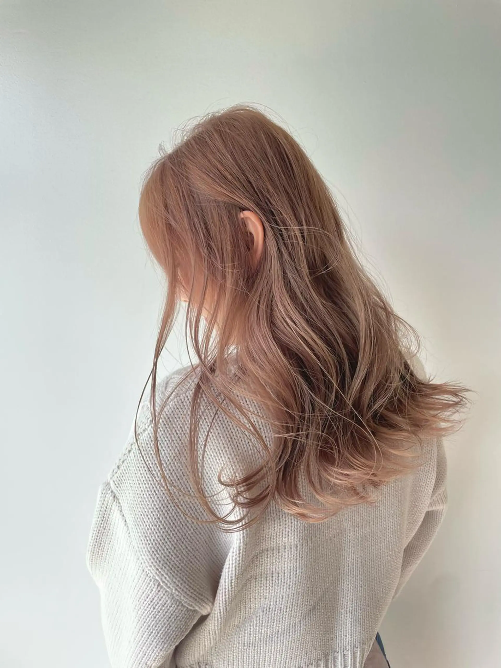 セミロング カラー ヘアアレンジ ベージュカラー ヘアカラー トリートメント 🎗秋山勇 /三宮指名No.1のヘアスタイル