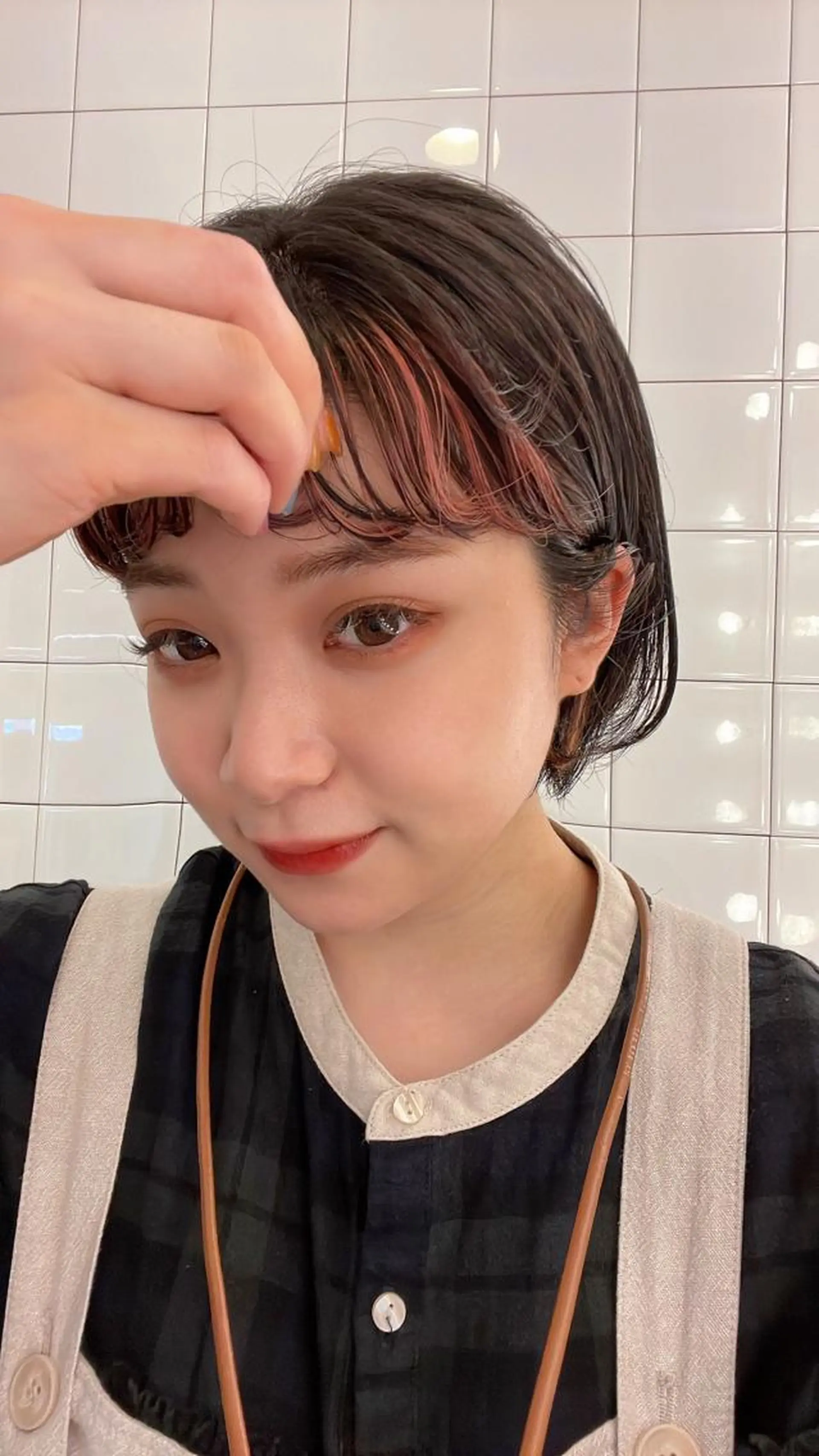 ショート カラー ミストバング デザインカラー ハイトーン 🌷ハルミ🌷のヘアスタイル