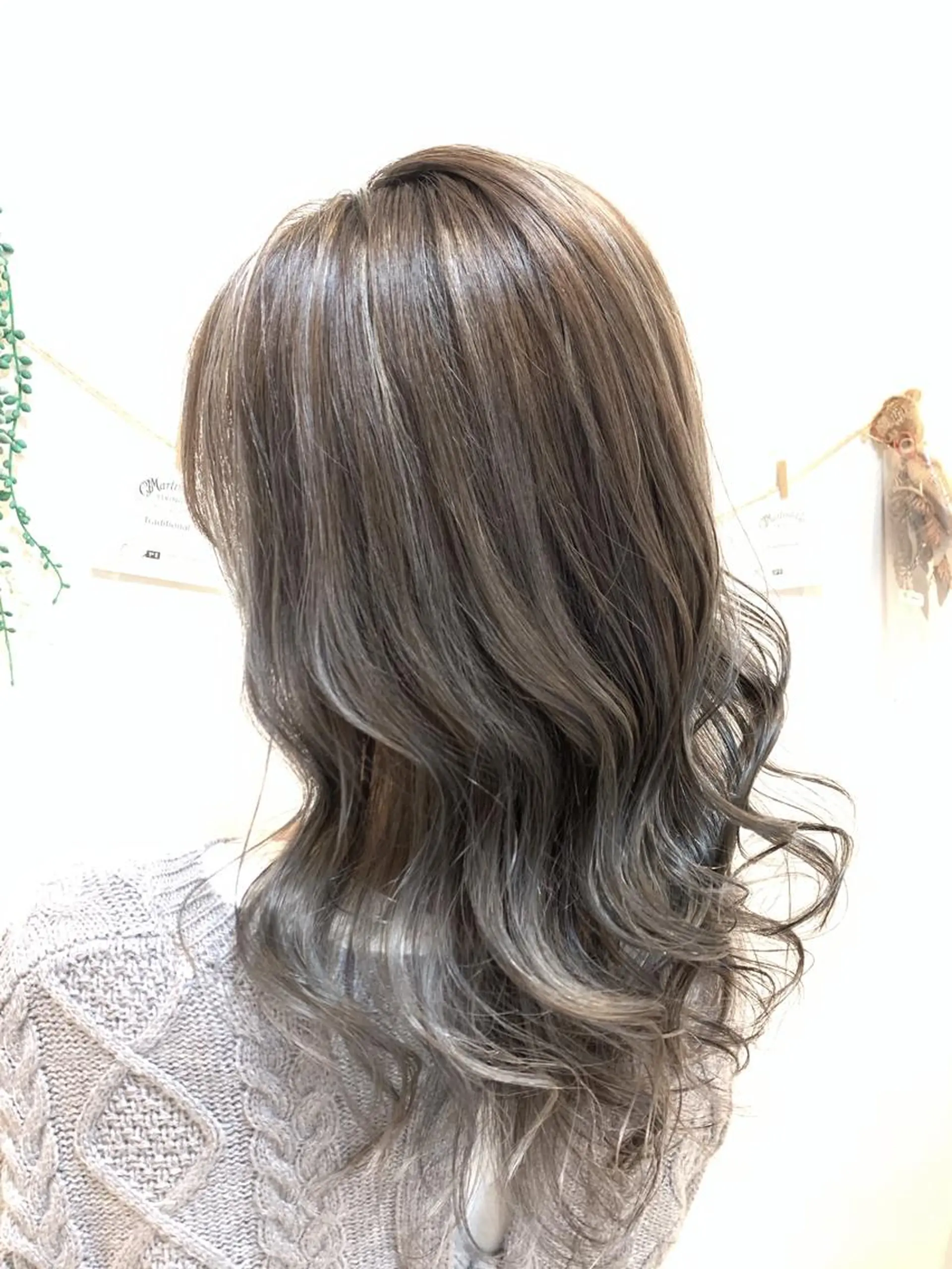 ロング カラー BEAUTECONCIER柏所属・トレンドパーマ 加藤菜月のヘアスタイル