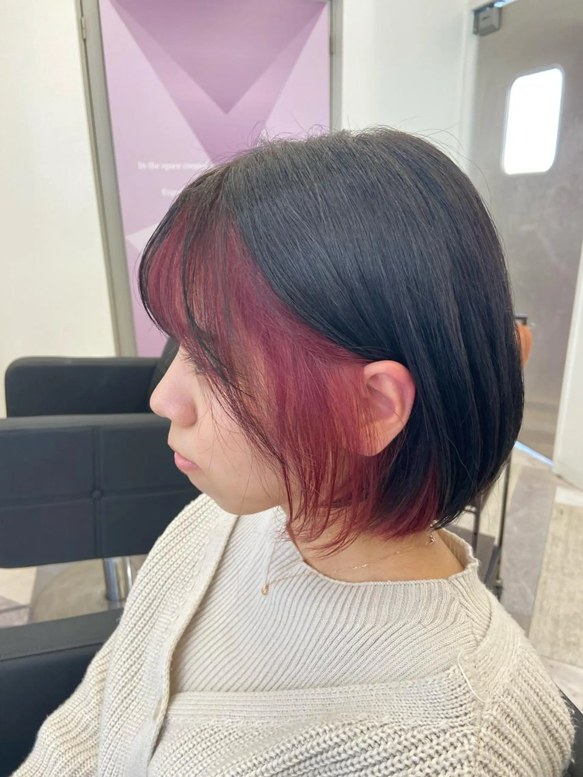 ショート カラー インナーカラー ピンクカラー レッドカラー カット ヘアカラー トリートメント EIGHT奥野 心太のヘアスタイル