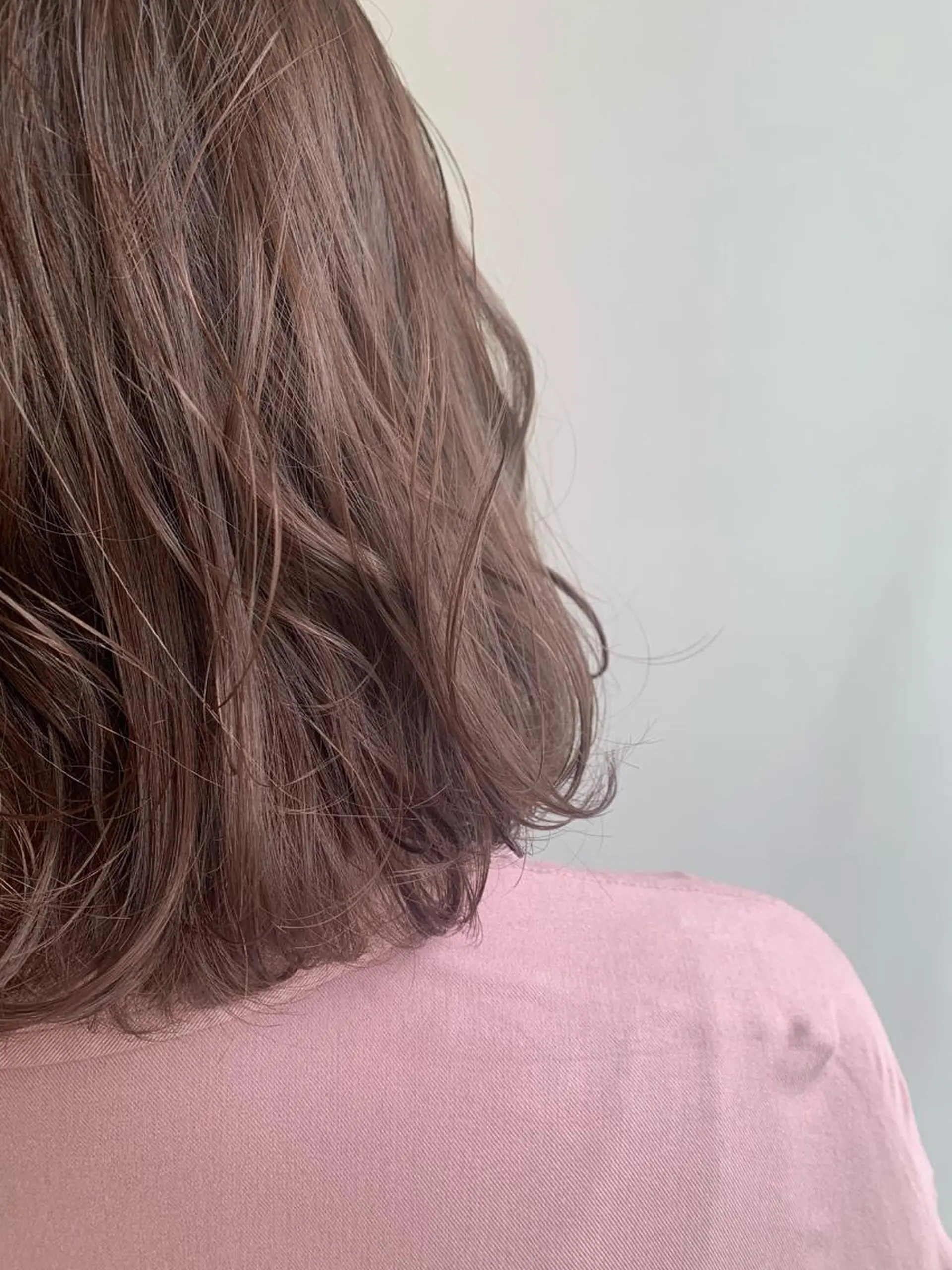 ミディアム カラー パーマ ヘアアレンジ ベージュカラー ピンクカラー ピンクベージュ カット ヘアカラー トリートメント 加藤 綾華のヘアスタイル