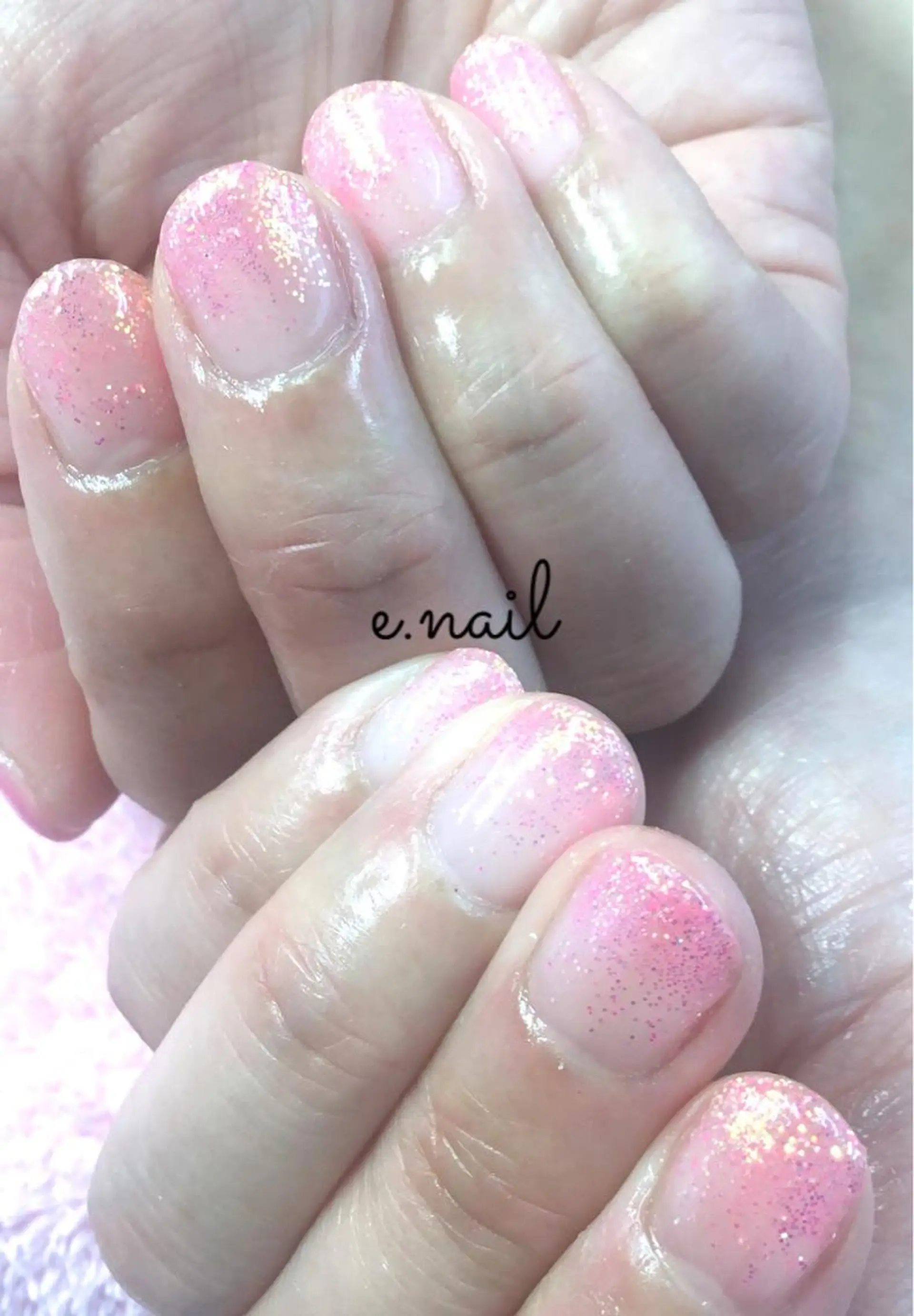 ネイル e.nail所属・和賀井 恵理のネイルデザイン