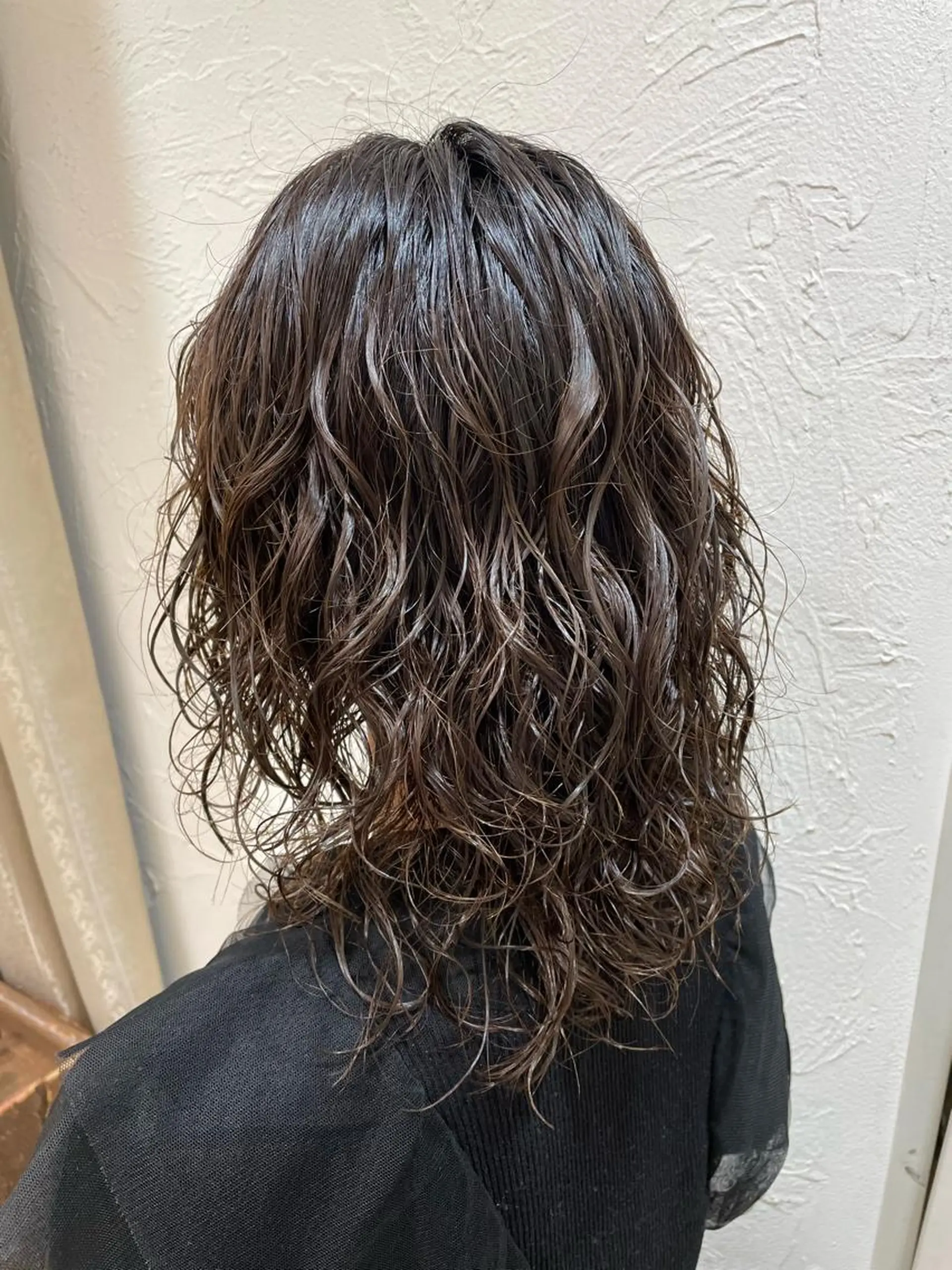 セミロング パーマ 瀧澤 一真のヘアスタイル