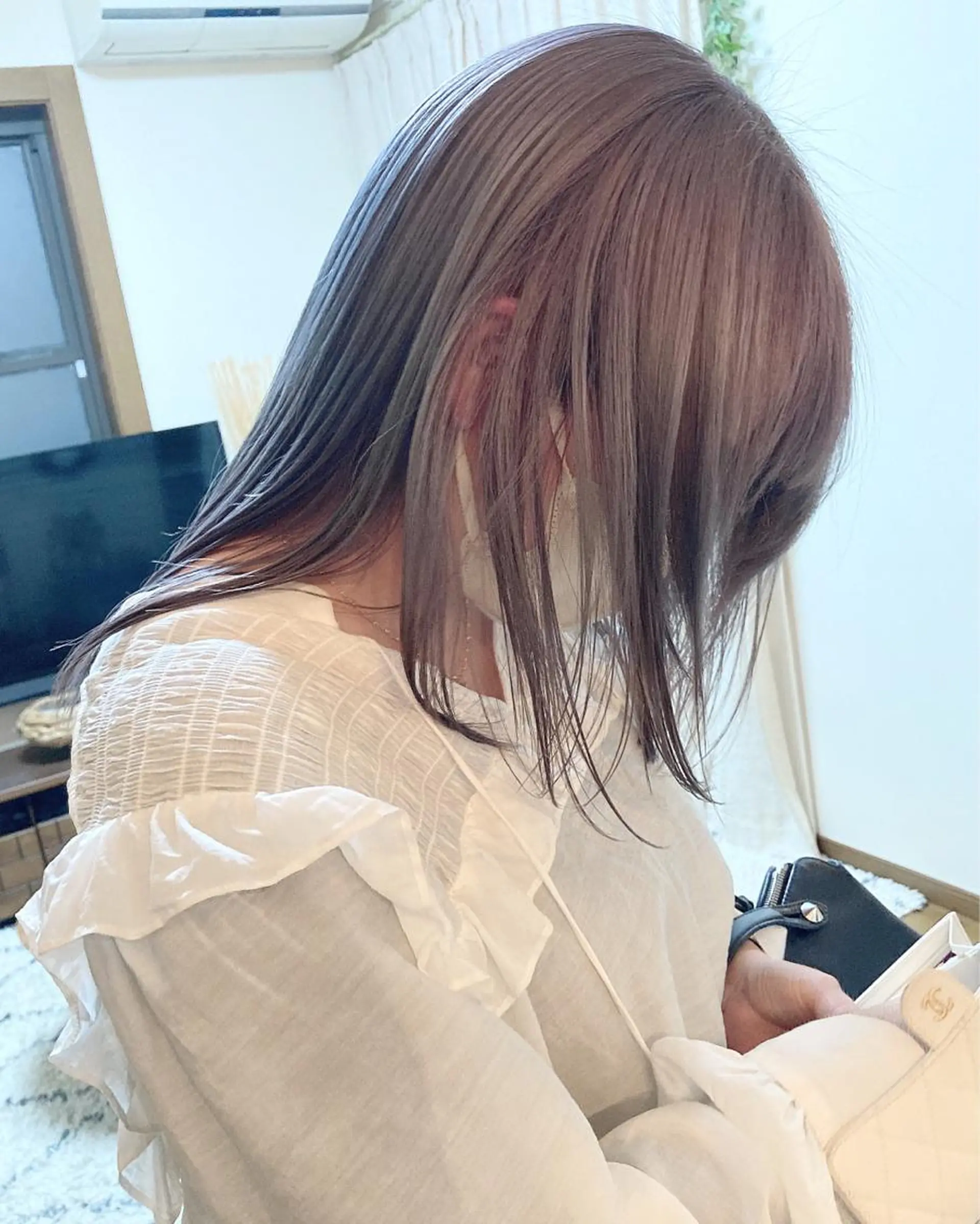 セミロング カラー MERCI所属・マツモト コウダイのヘアスタイル