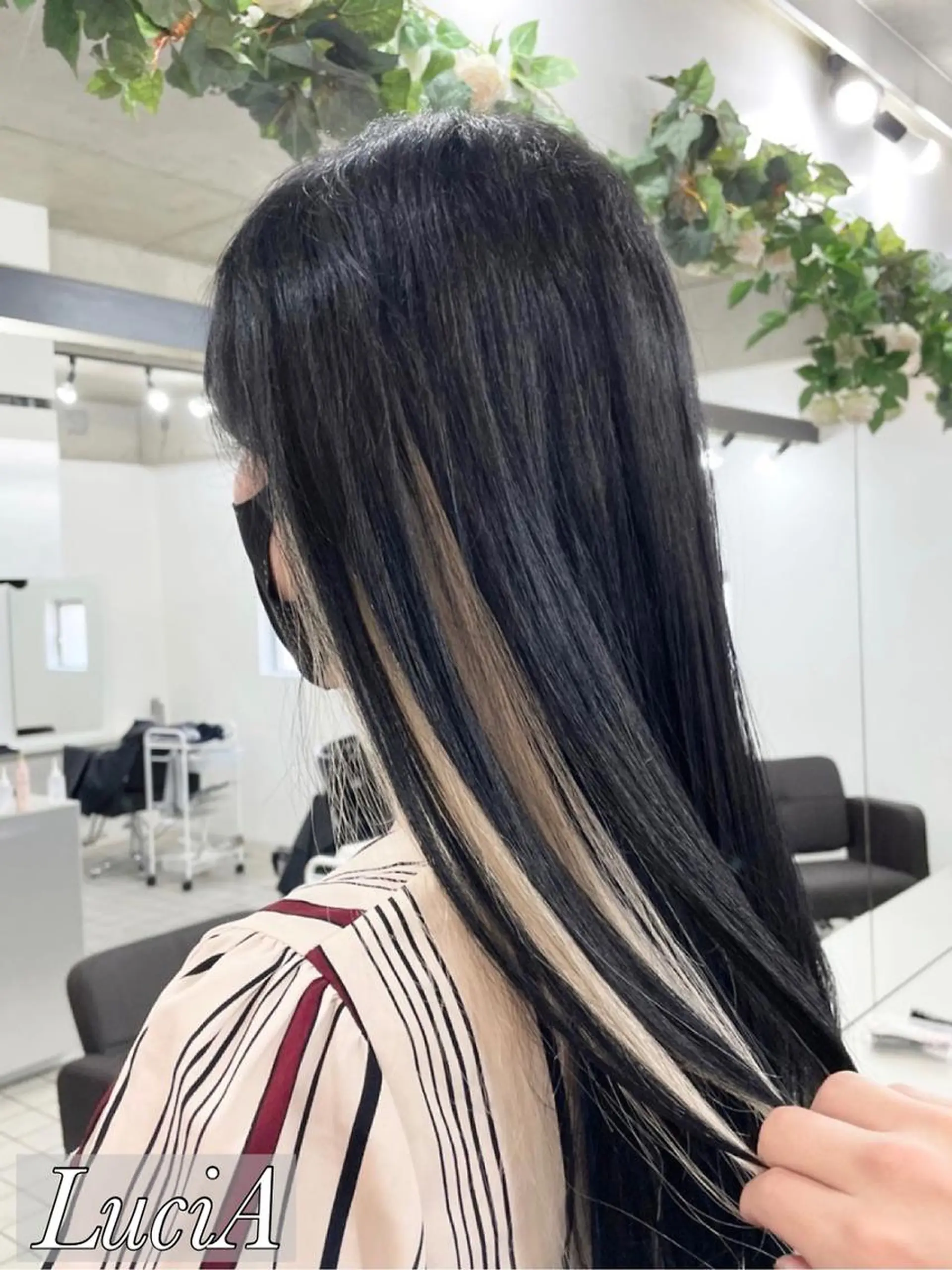 セミロング カラー ヘアアレンジ アクアカラー ブリーチ ケアブリーチ イルミナカラー エクステ LuciA/エクステ カラーのヘアスタイル