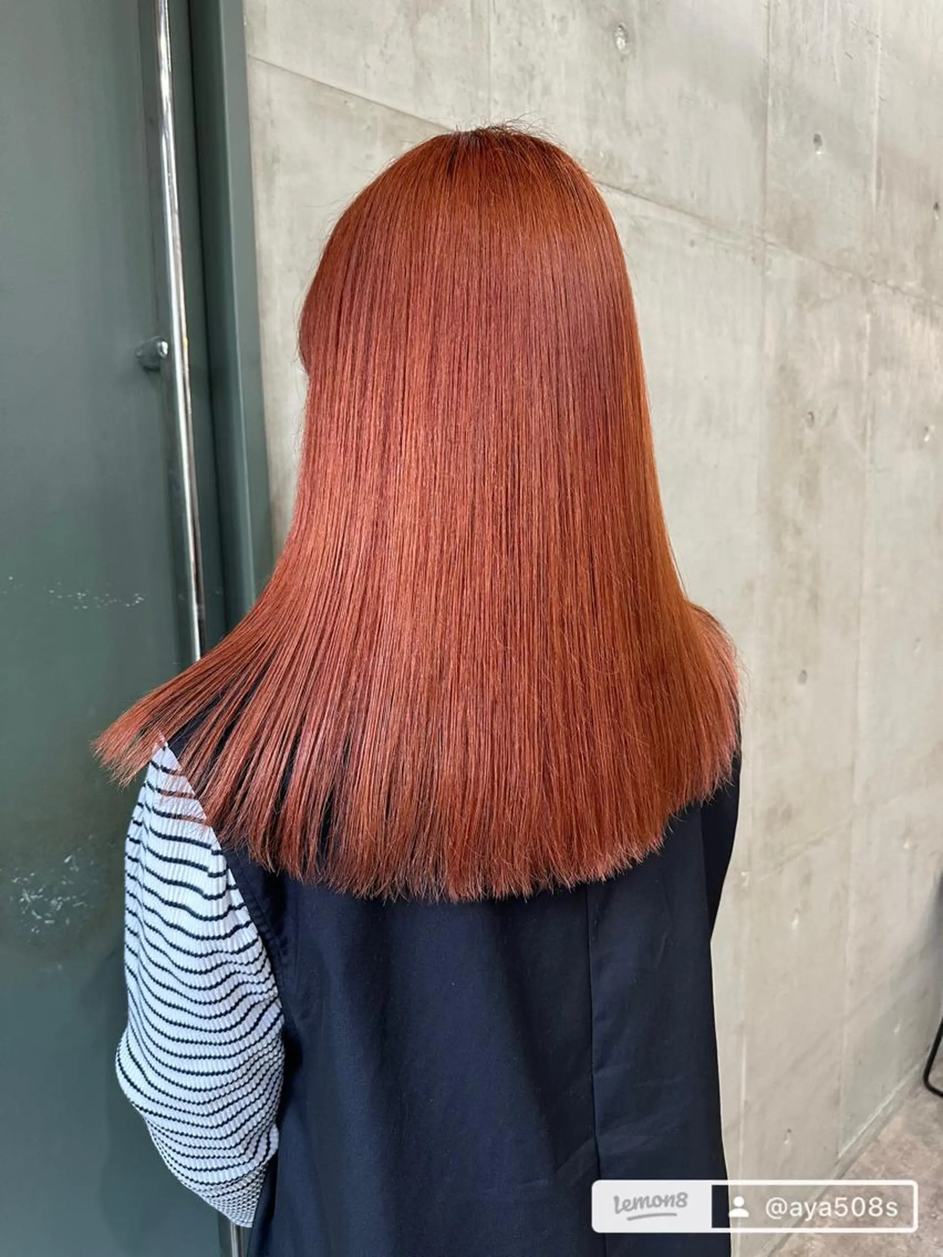 セミロング カラー オレンジ SALTWATER AYARIのヘアスタイル