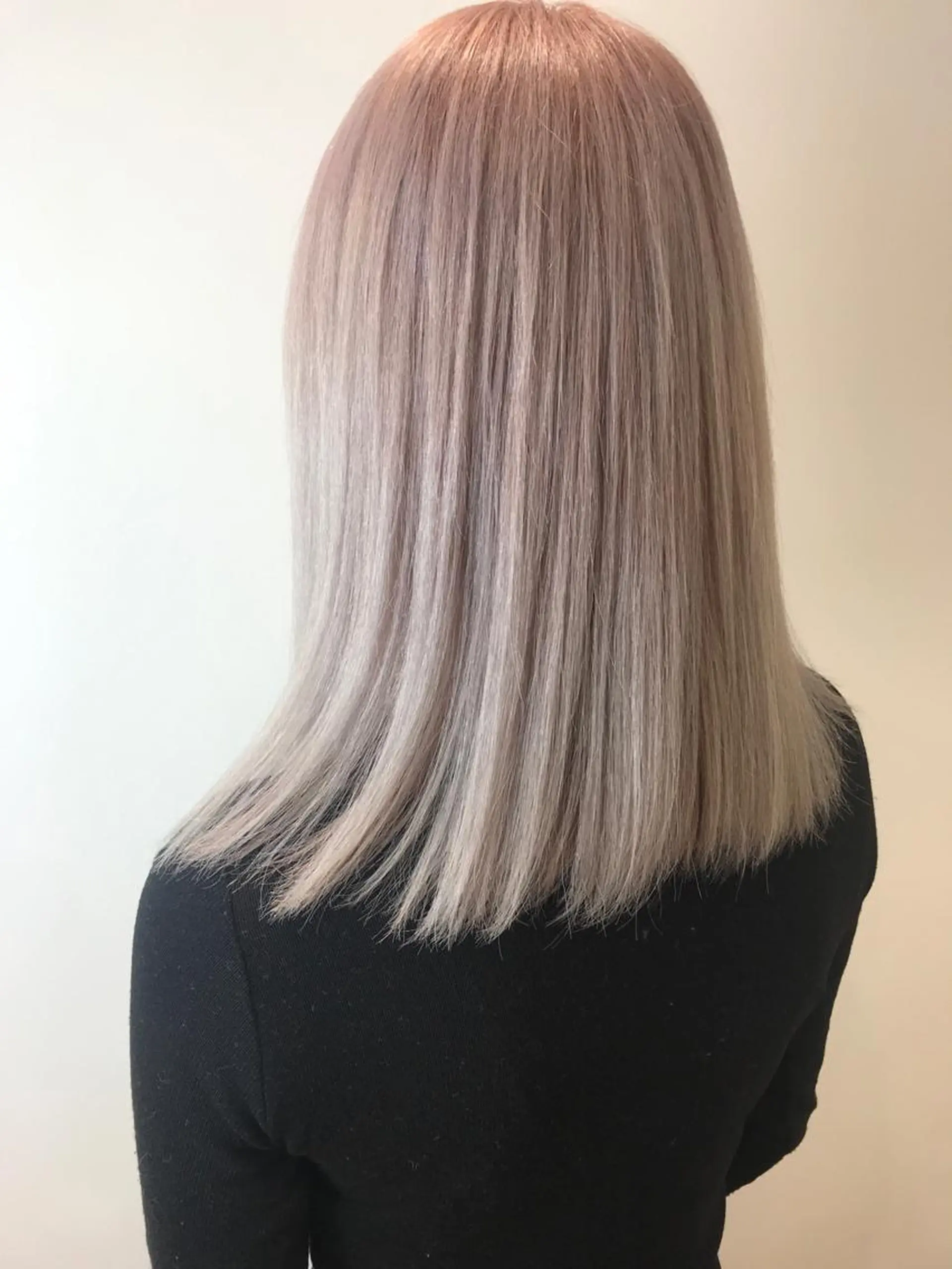 セミロング カラー カット ヘアカラー Le'a渋谷所属・インナーエクステ渋谷 🦋KAJIのヘアスタイル