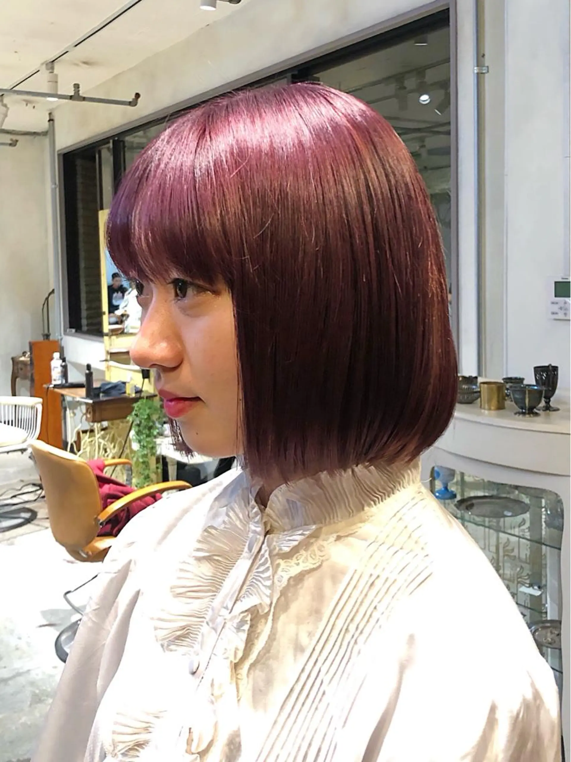ショート カラー ブリーチ ピンクカラー ピンクパープル パープルカラー ボブ ヘアカラー トリートメント SALOWIN所属・ブリーチ✨ ボブ✨レイヤーのヘアスタイル