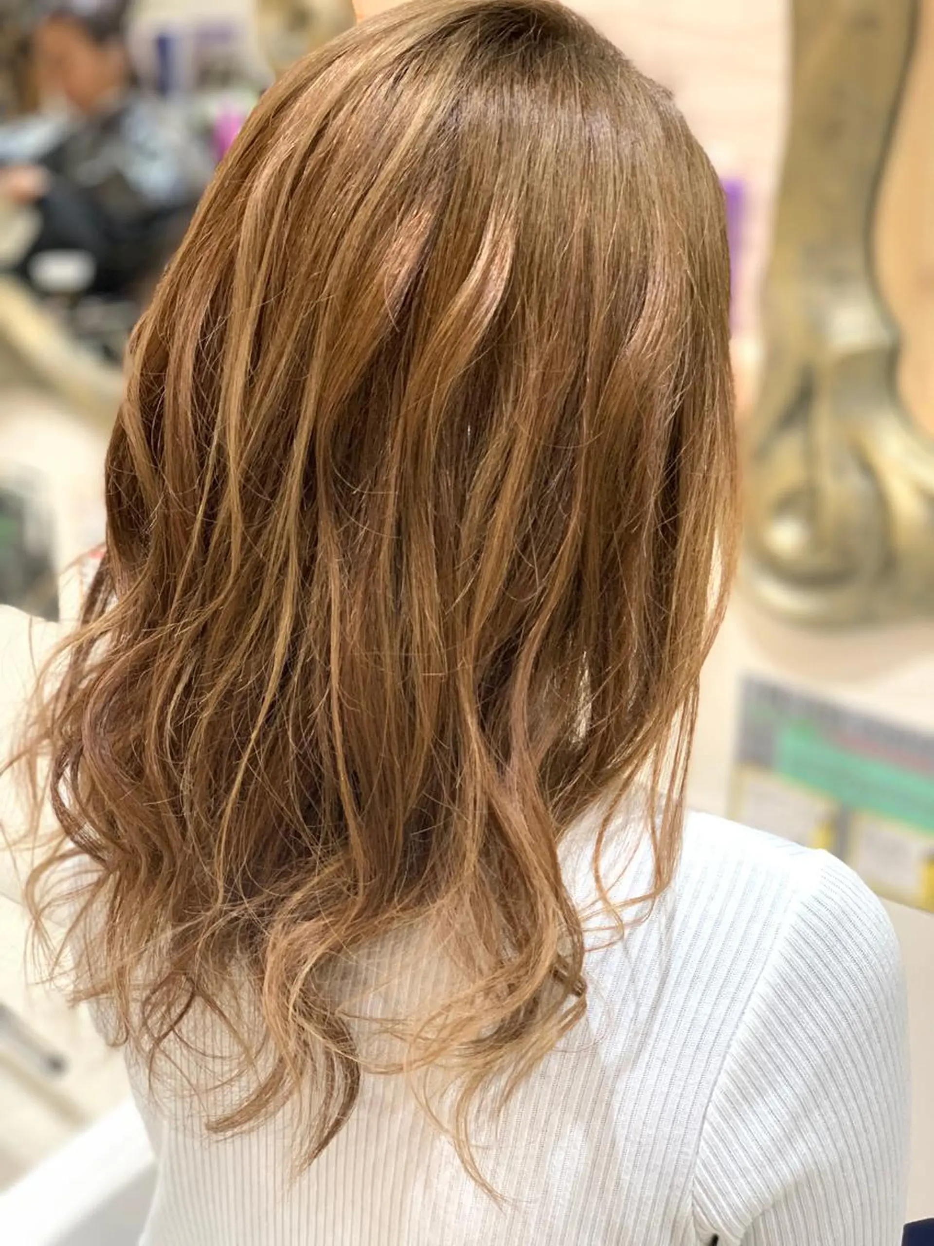 ロング カラー ヘアカラー トリートメント 松吉 純平のヘアスタイル
