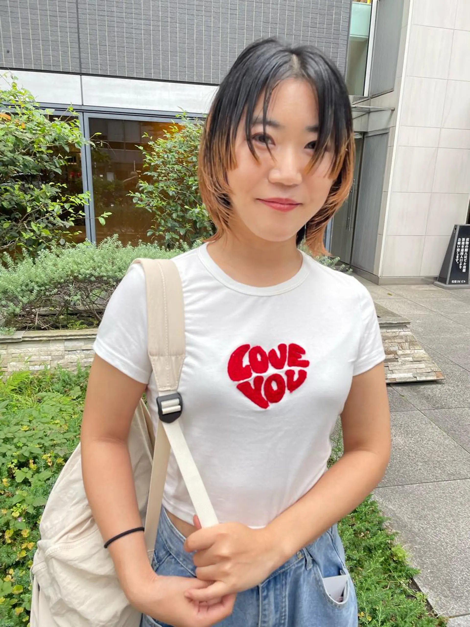 ミディアム カラー パーマ ヘアアレンジ メンズ キッズ ネイル マツエク・マツパ アイブロウ ベージュカラー オレンジ オレンジベージュ カラーマツエク オレンジ カット ヘアカラー トリートメント tatsumi/ボブ ウルフ/レイヤーのヘアスタイル