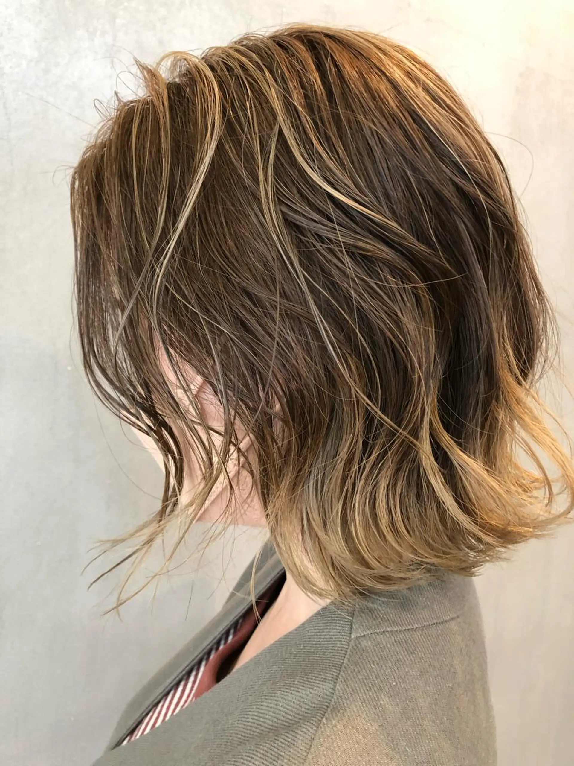 ミディアム レイヤーカット カット ヘアカラー JUNO所属・阪神西宮★JUNO 川﨑温子のヘアスタイル