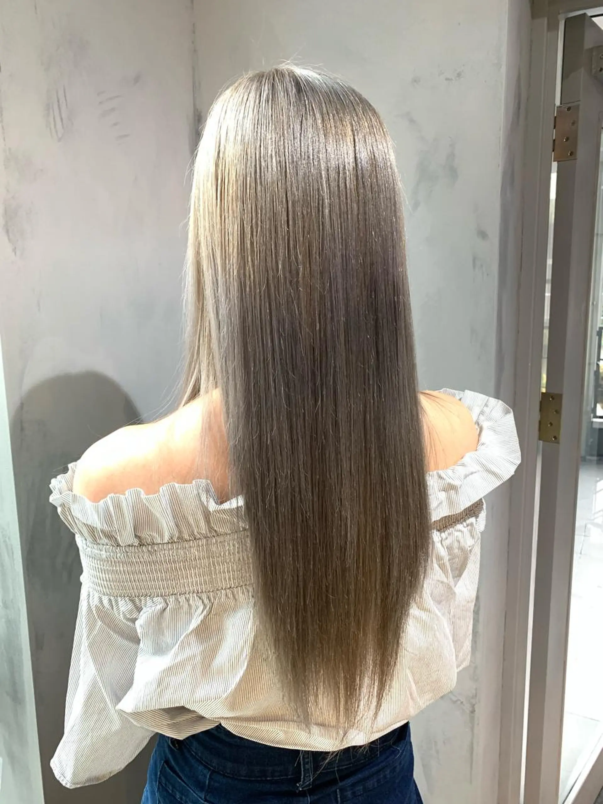 ロング カラー アッシュ アッシュグレー ヘアカラー トリートメント 髪質改善/ハッチー ブリーチ/コタケのヘアスタイル