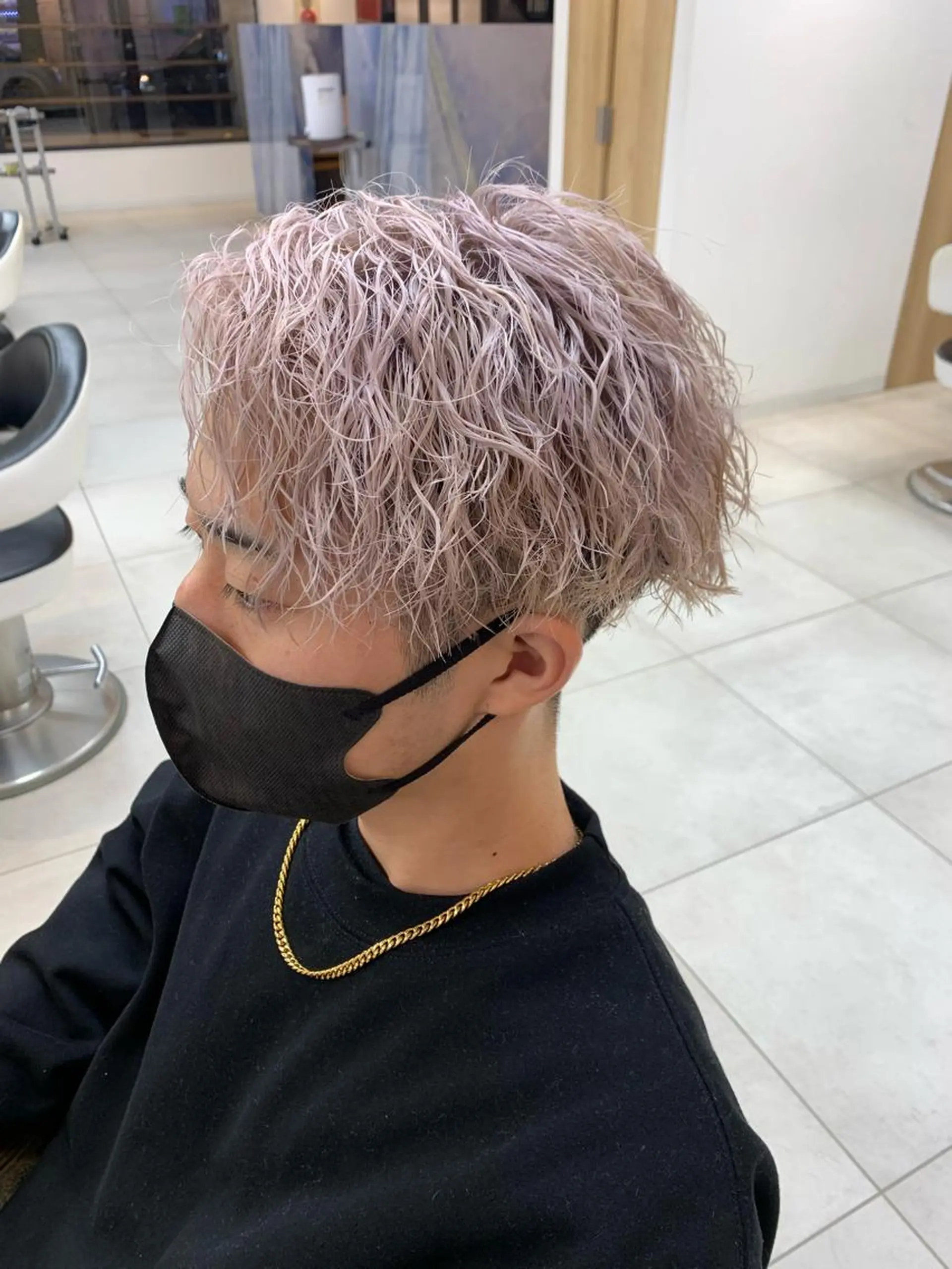 カラー パーマ メンズ メンズブリーチ フェードカット メンズパーマ 学生（メンズ向け） スキンフェード カット ヘアカラー パーマ L PLACE所属・L PLACE 丸山一希のヘアスタイル