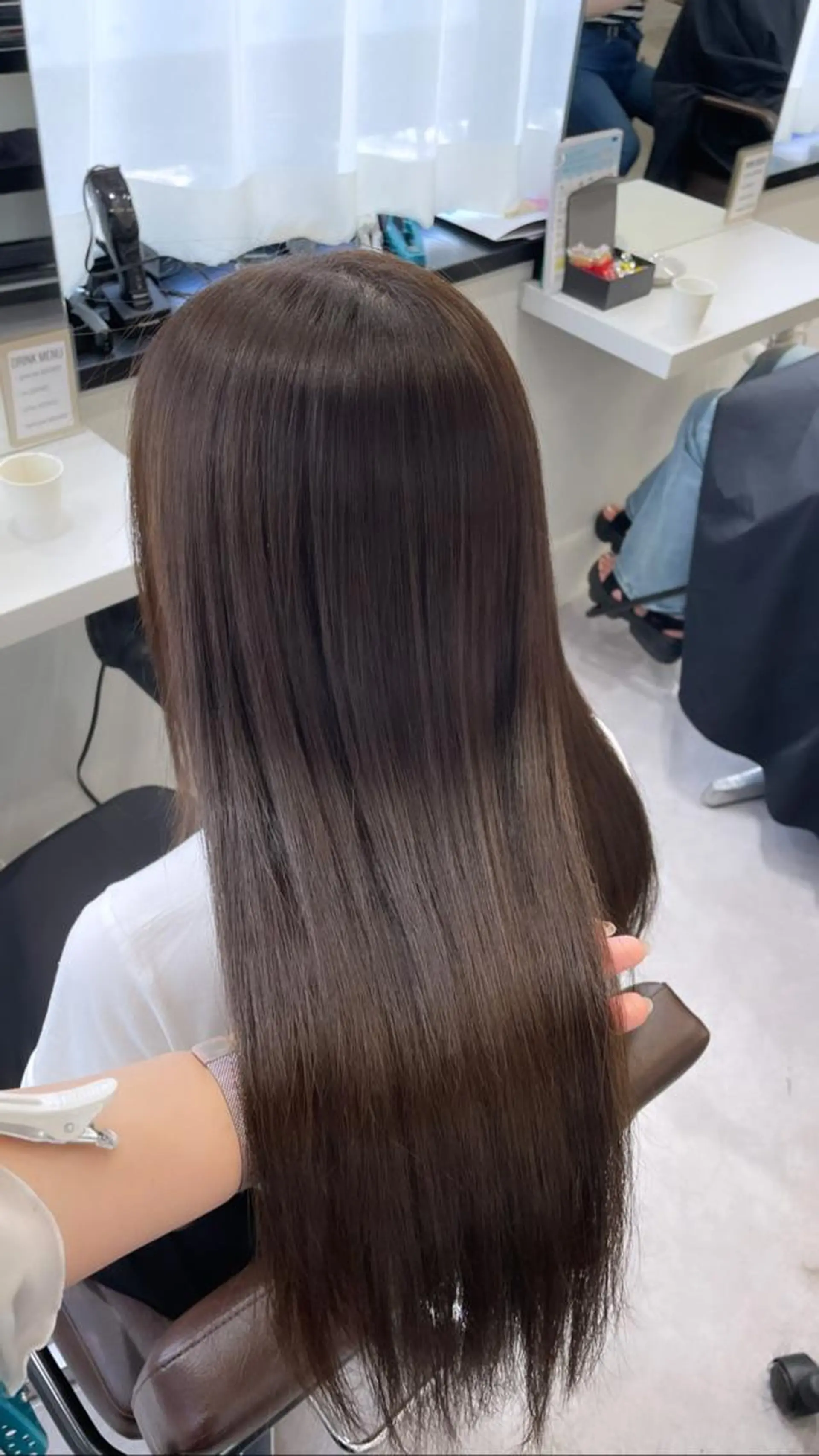 ロング カット 縮毛矯正 トリートメント 青山 早希🐾のヘアスタイル