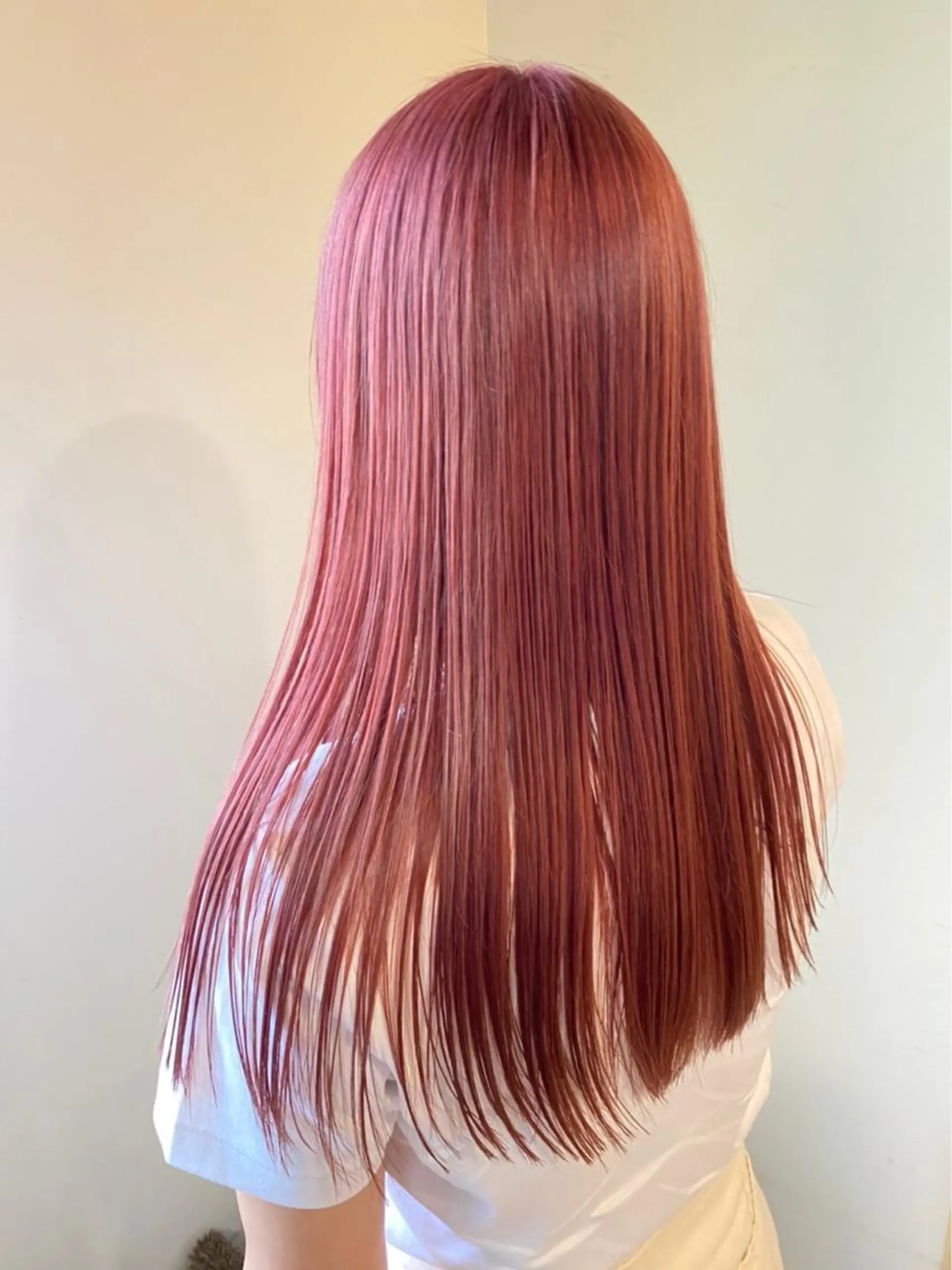 ロング カラー ピンクカラー ヘアカラー トリートメント ヘアセット レイヤー/艶カラー 🫧守利のヘアスタイル