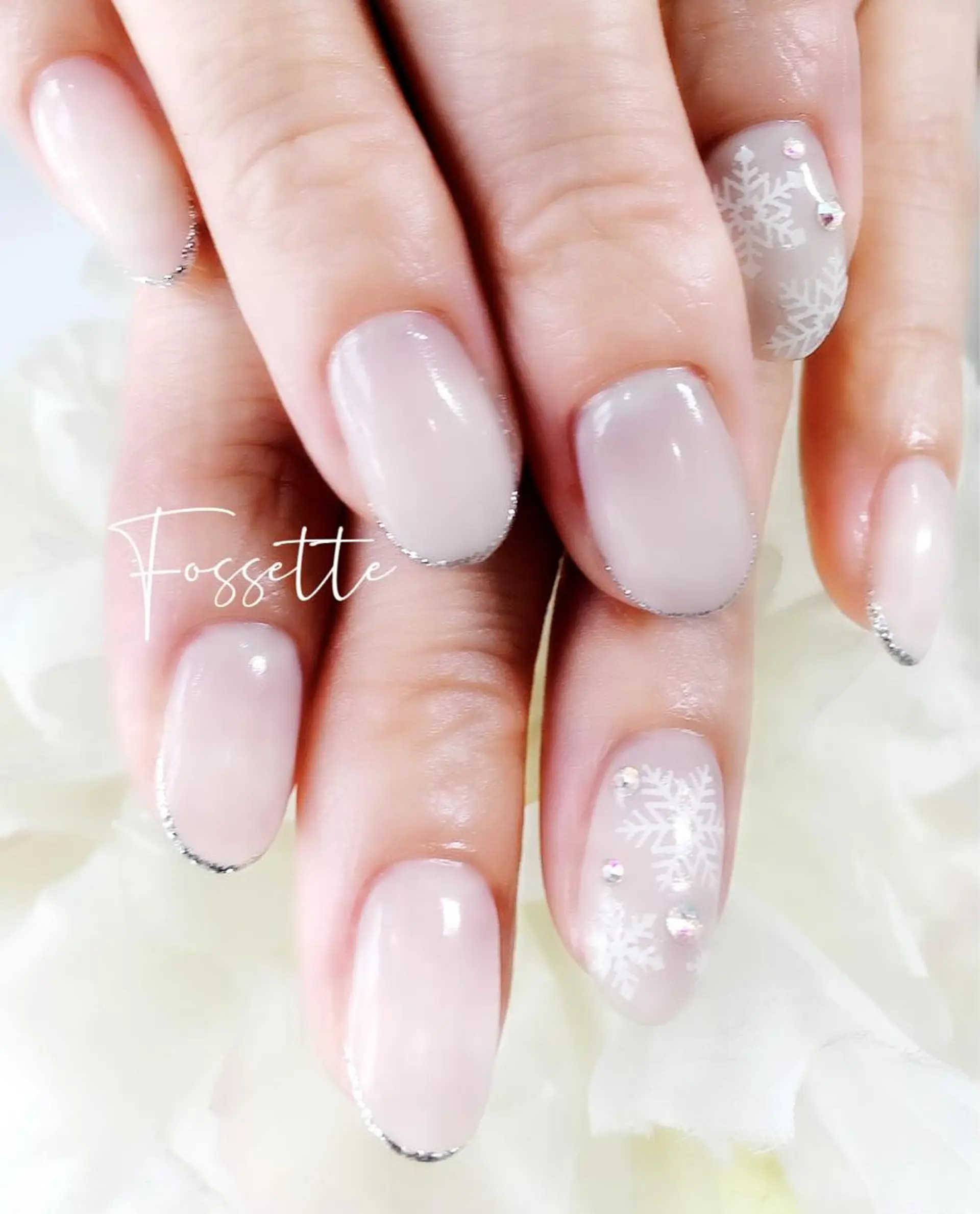 ネイル ラメ(グリッター) 冬ネイル nailsalon Fossetteのネイルデザイン